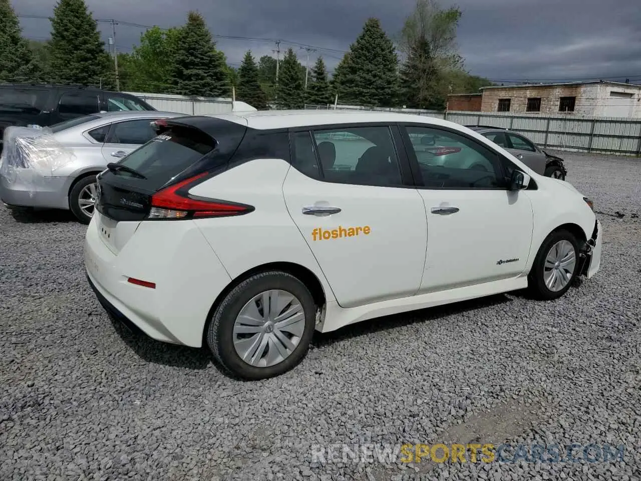 3 fotografías del automóvil dañado 1N4AZ1CP6KC300836 NISSAN LEAF 2019