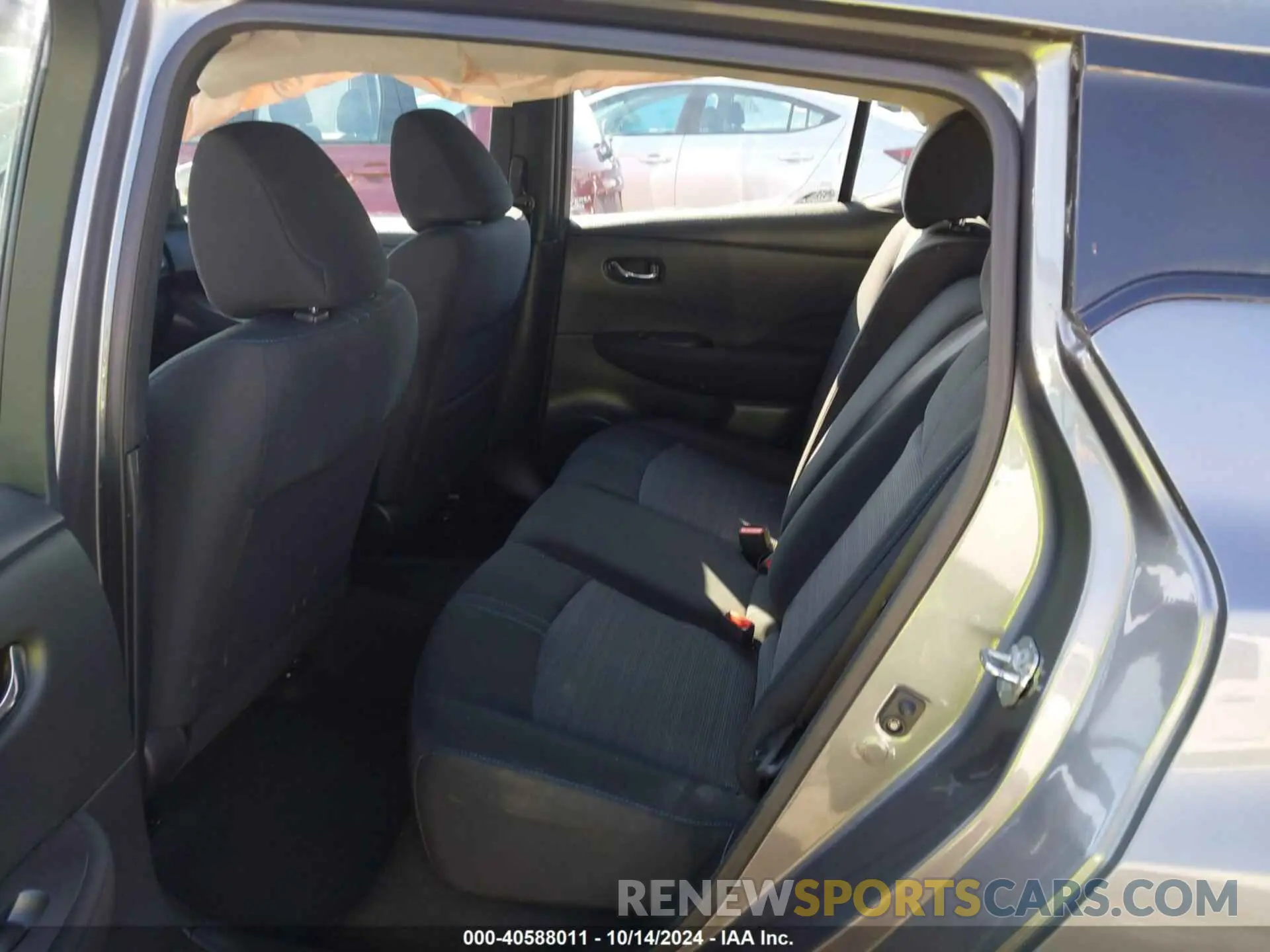 8 fotografías del automóvil dañado 1N4AZ1CP6KC312968 NISSAN LEAF 2019