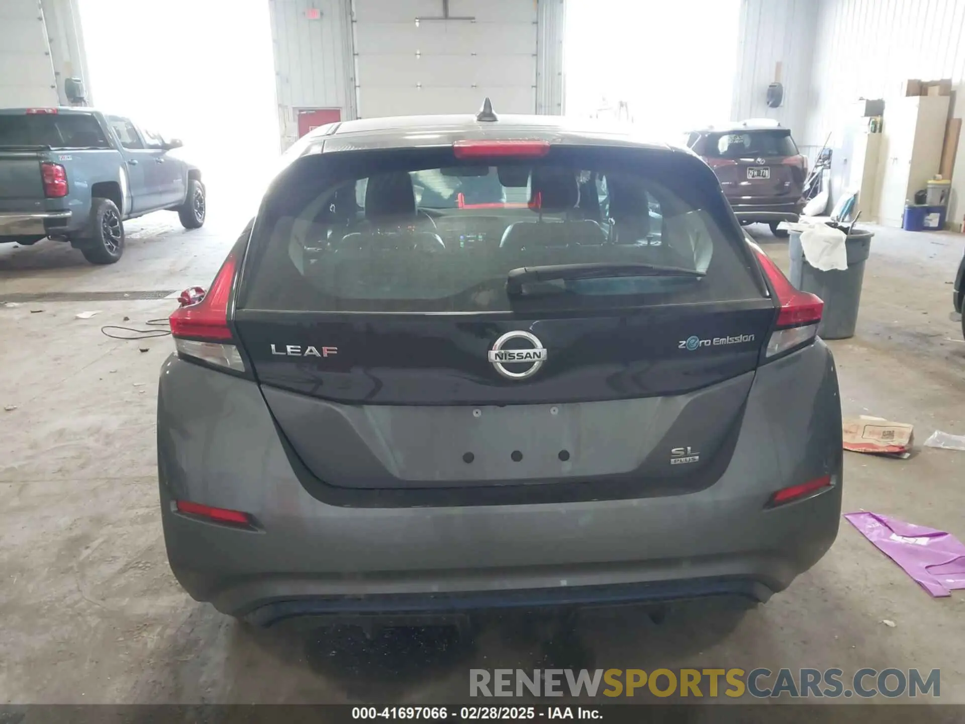 16 fotografías del automóvil dañado 1N4BZ1CP1KC319590 NISSAN LEAF 2019
