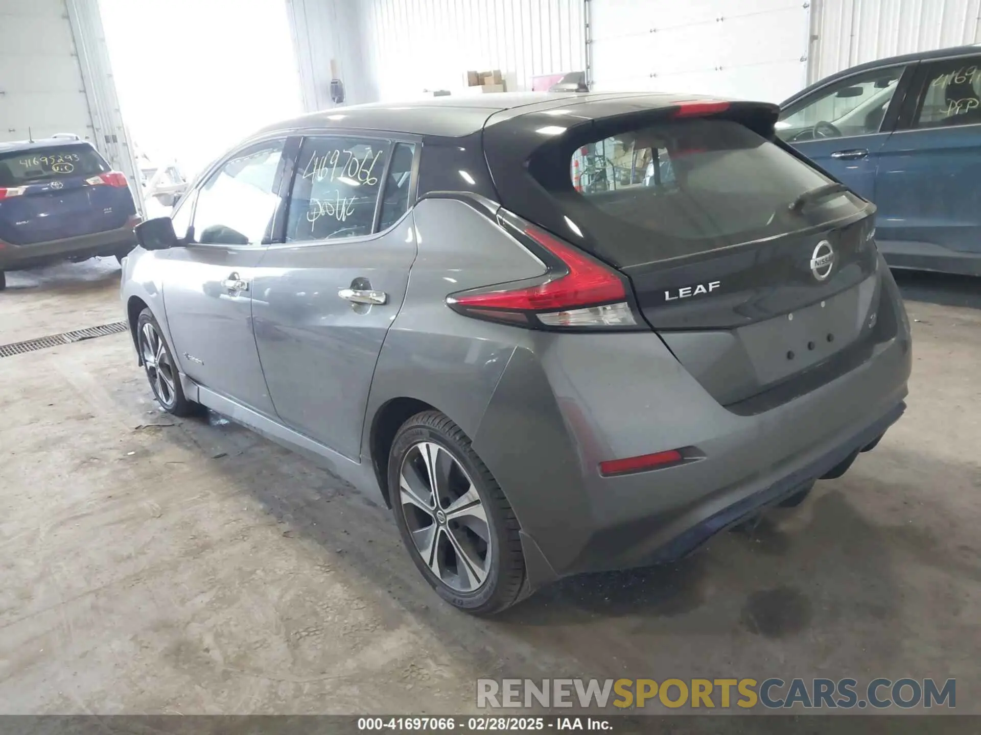3 fotografías del automóvil dañado 1N4BZ1CP1KC319590 NISSAN LEAF 2019