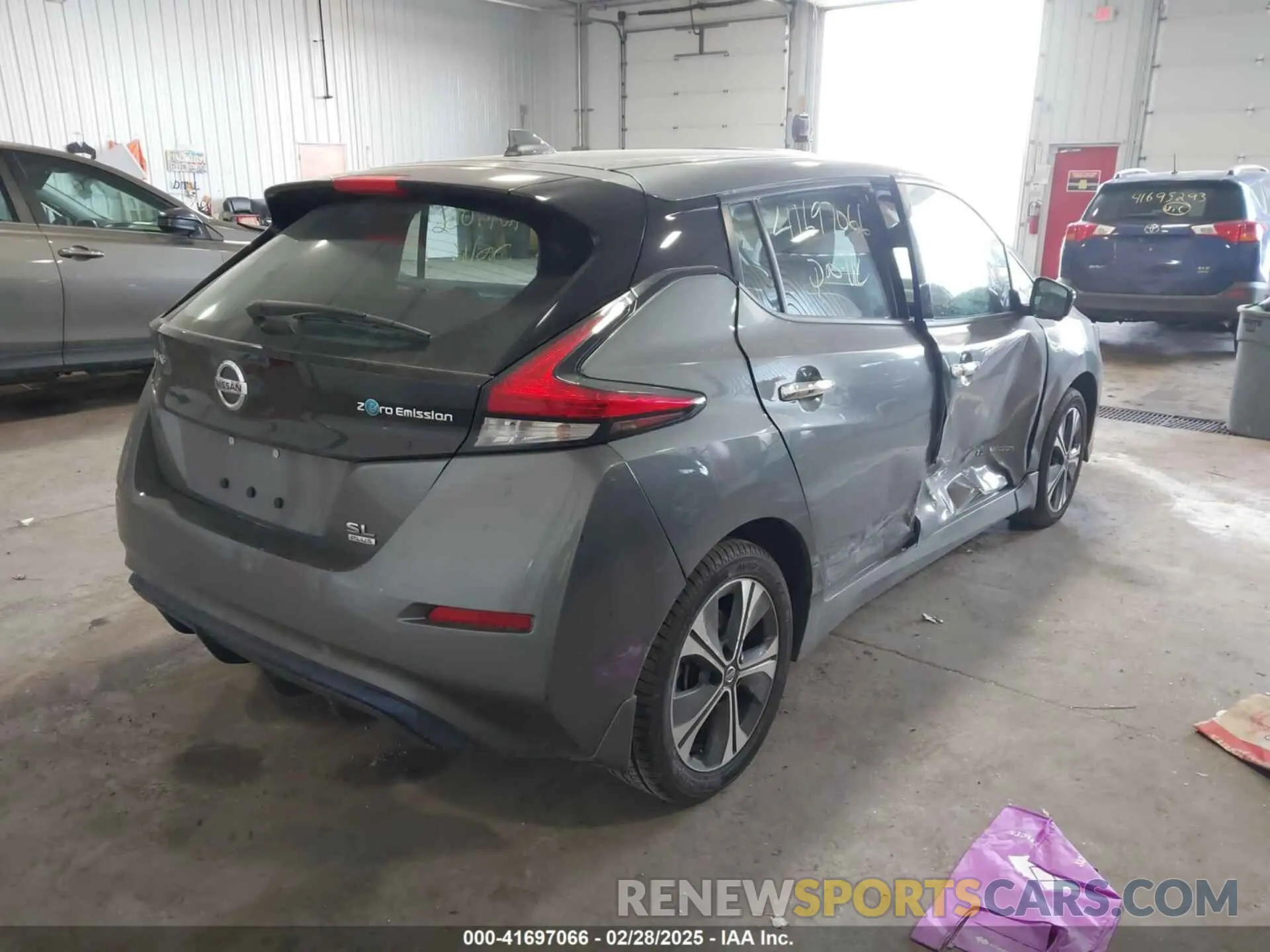 4 fotografías del automóvil dañado 1N4BZ1CP1KC319590 NISSAN LEAF 2019