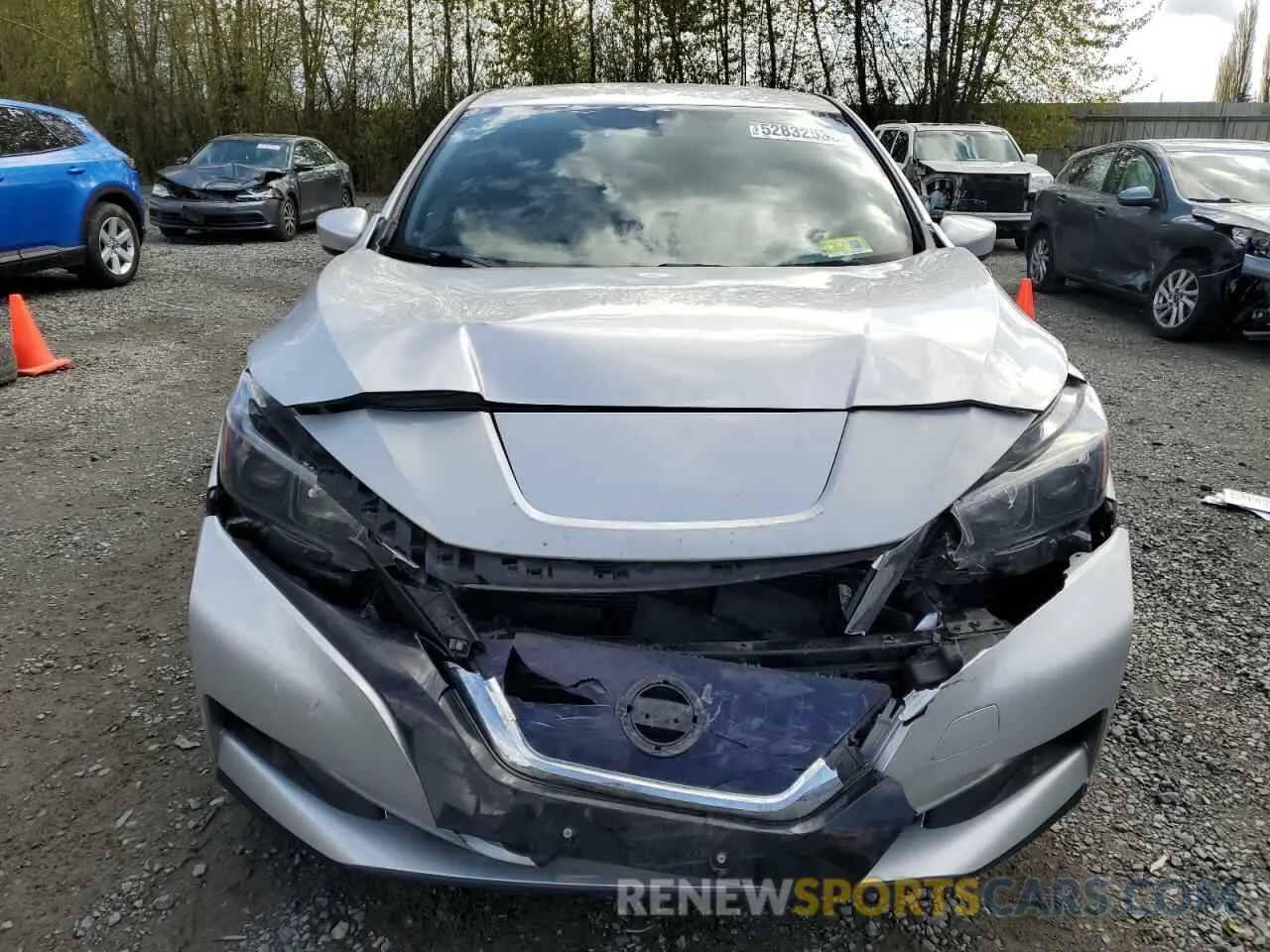 5 fotografías del automóvil dañado 1N4BZ1CP2KC318447 NISSAN LEAF 2019