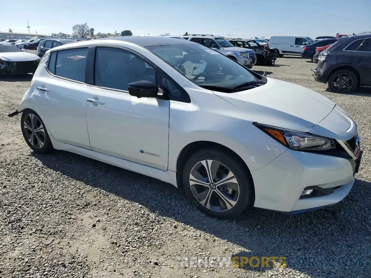 4 fotografías del automóvil dañado 1N4BZ1CP4KC312584 NISSAN LEAF 2019