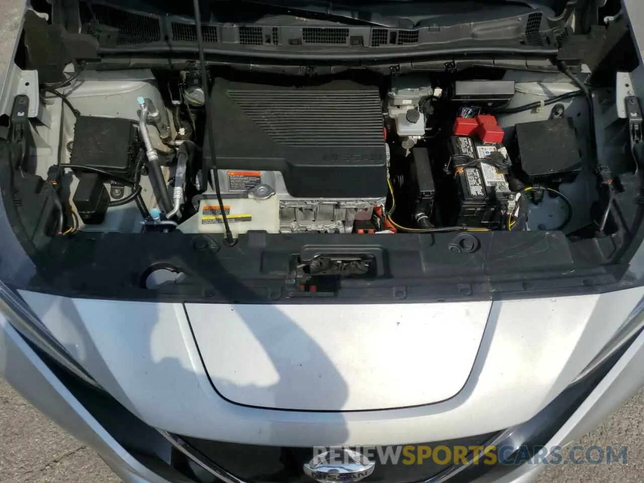11 fotografías del automóvil dañado 1N4BZ1CP9KC320888 NISSAN LEAF 2019