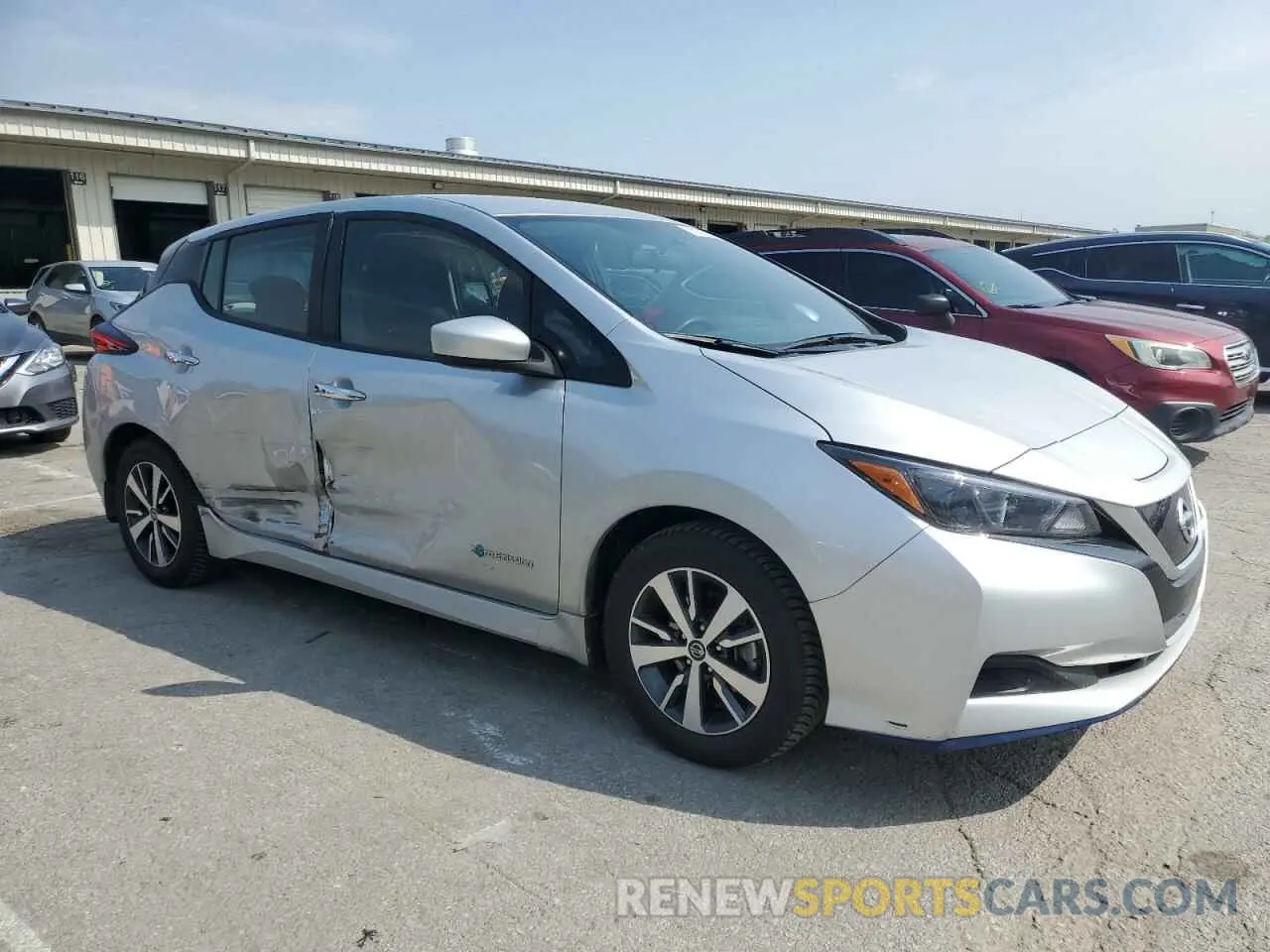 4 fotografías del automóvil dañado 1N4BZ1CP9KC320888 NISSAN LEAF 2019