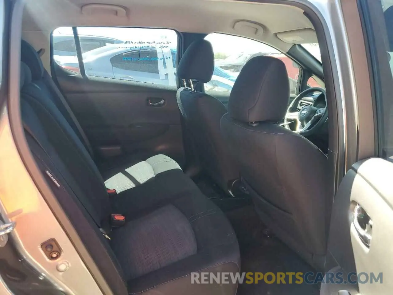 10 fotografías del automóvil dañado 1N4AZ1BP3LC301378 NISSAN LEAF 2020
