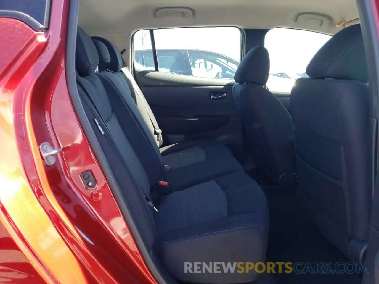 10 fotografías del automóvil dañado 1N4AZ1CP8LC304615 NISSAN LEAF 2020