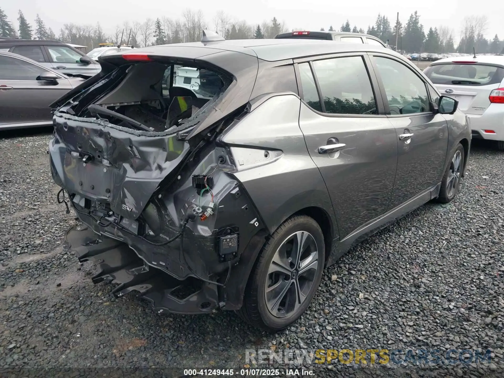 4 fotografías del automóvil dañado 1N4AZ1CPXLC301389 NISSAN LEAF 2020