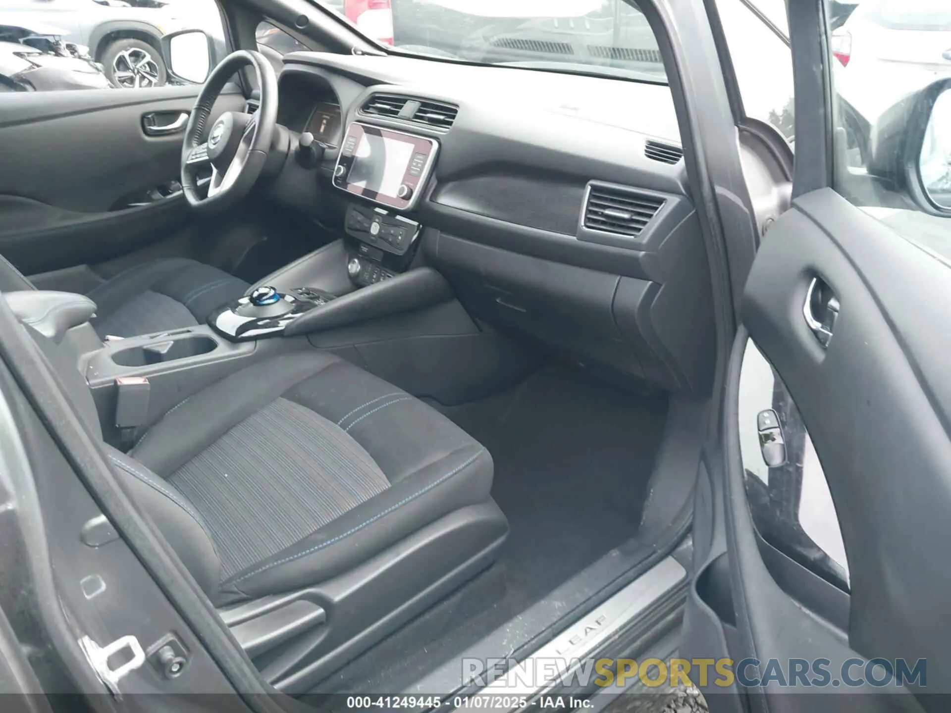 5 fotografías del automóvil dañado 1N4AZ1CPXLC301389 NISSAN LEAF 2020