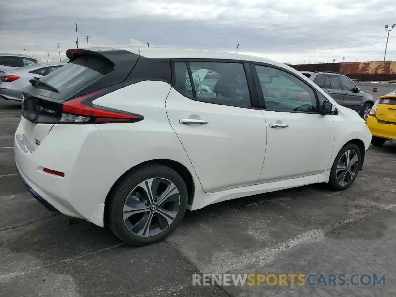 3 fotografías del automóvil dañado 1N4BZ1CP2LC301620 NISSAN LEAF 2020