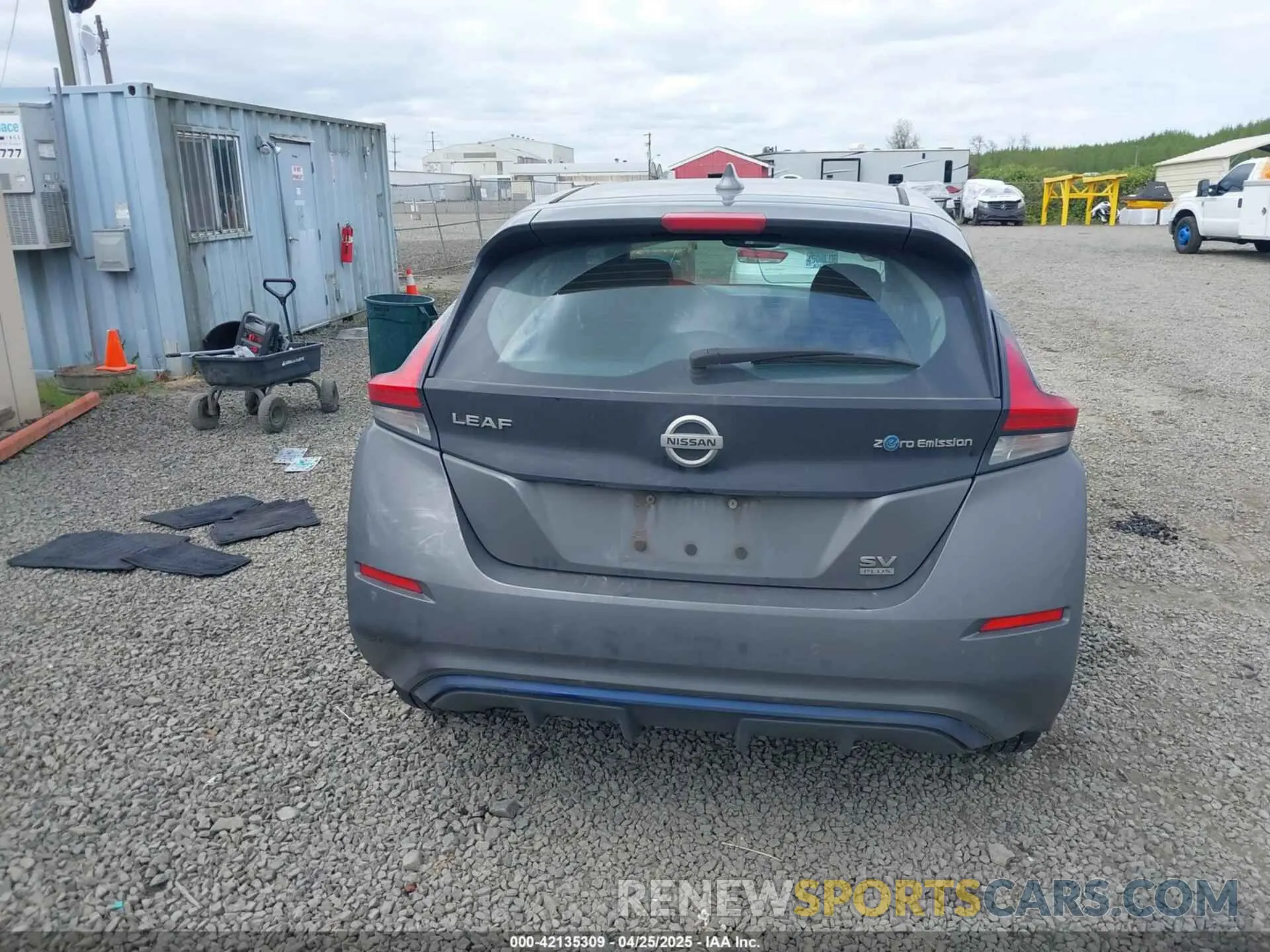 16 fotografías del automóvil dañado 1N4BZ1CP6LC304083 NISSAN LEAF 2020