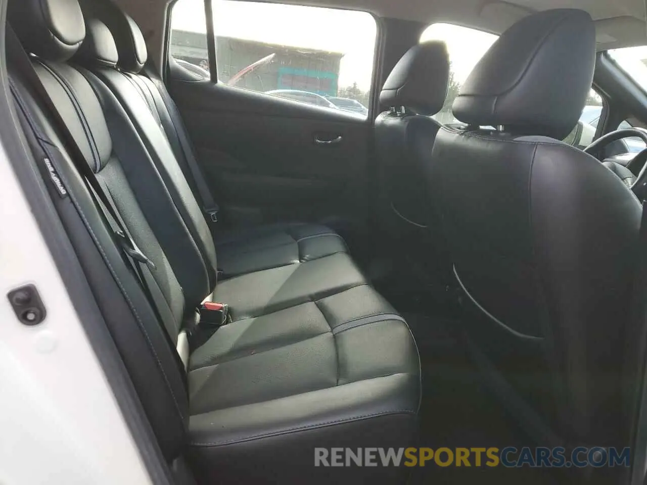 10 fotografías del automóvil dañado 1N4BZ1DPXLC300388 NISSAN LEAF 2020