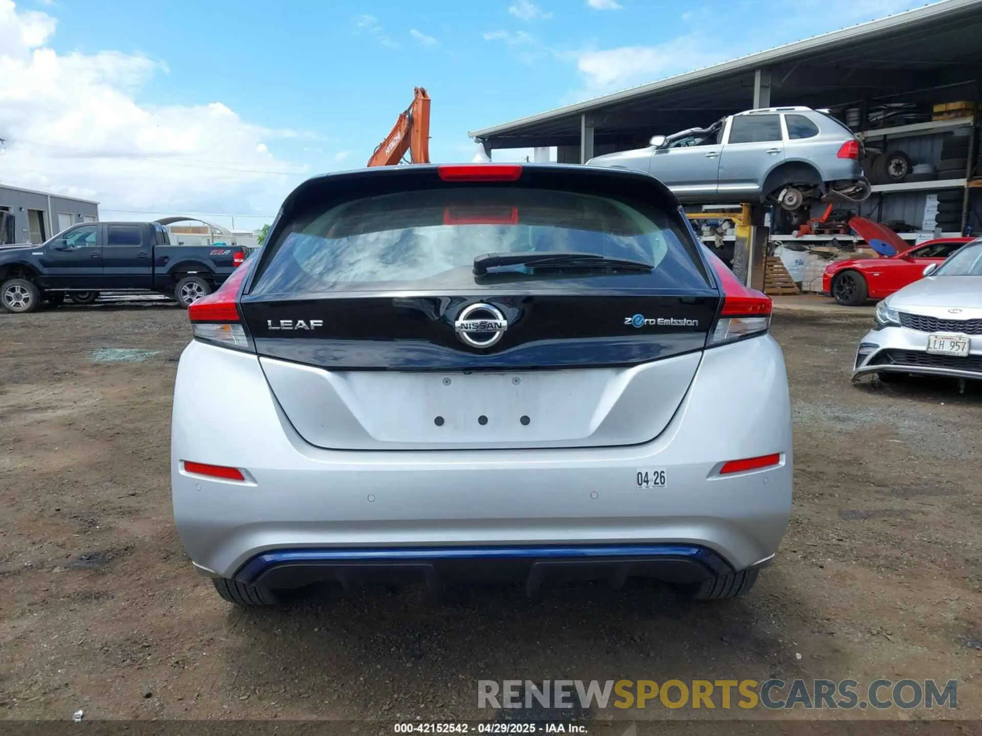 16 fotografías del automóvil dañado 1N4AZ1BV1MC554277 NISSAN LEAF 2021