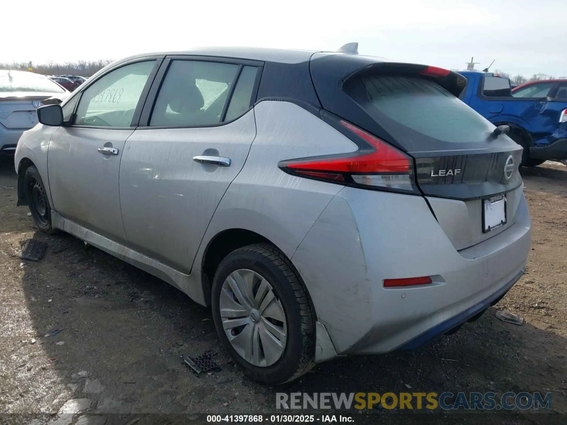 3 fotografías del automóvil dañado 1N4AZ1BV4MC552751 NISSAN LEAF 2021