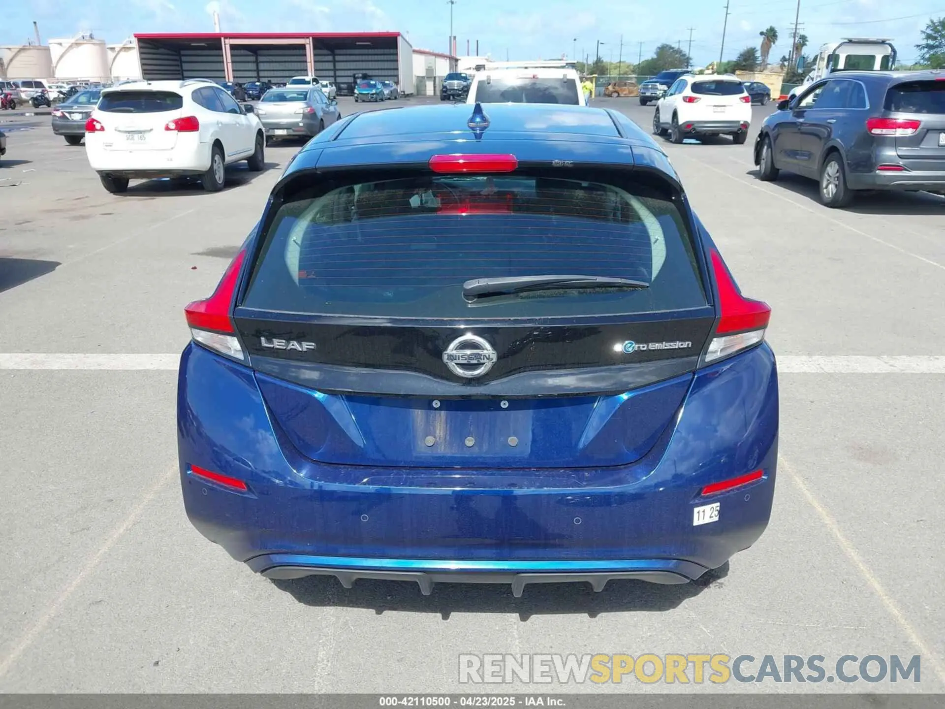 17 fotografías del automóvil dañado 1N4AZ1BV9MC554222 NISSAN LEAF 2021