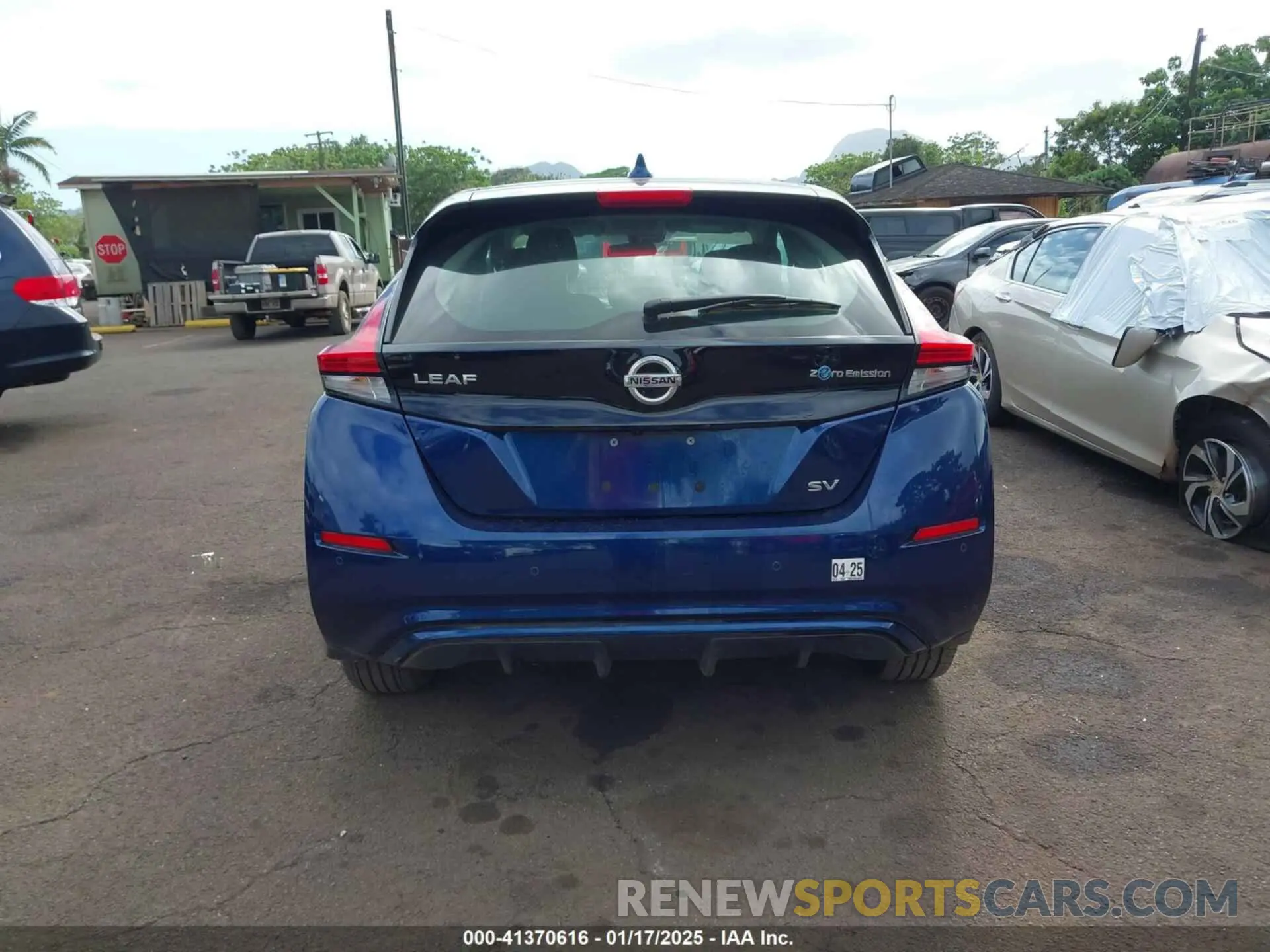 16 fotografías del automóvil dañado 1N4AZ1CV3MC555204 NISSAN LEAF 2021
