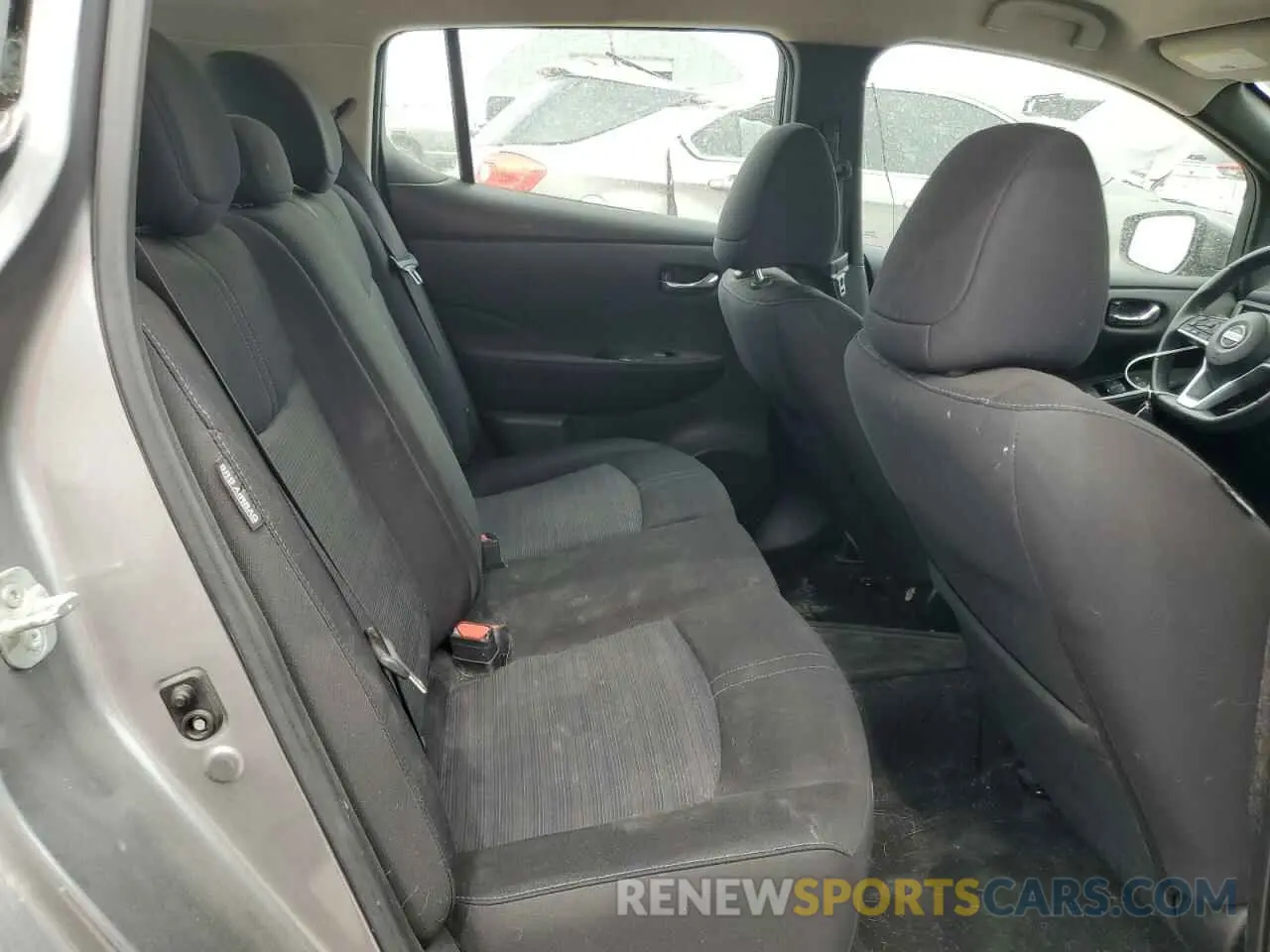 12 fotografías del automóvil dañado 1N4AZ1CVXMC556009 NISSAN LEAF 2021