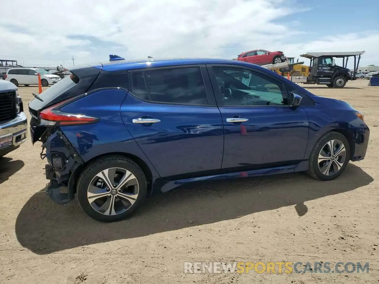 3 fotografías del automóvil dañado 1N4BZ1CV5MC555192 NISSAN LEAF 2021