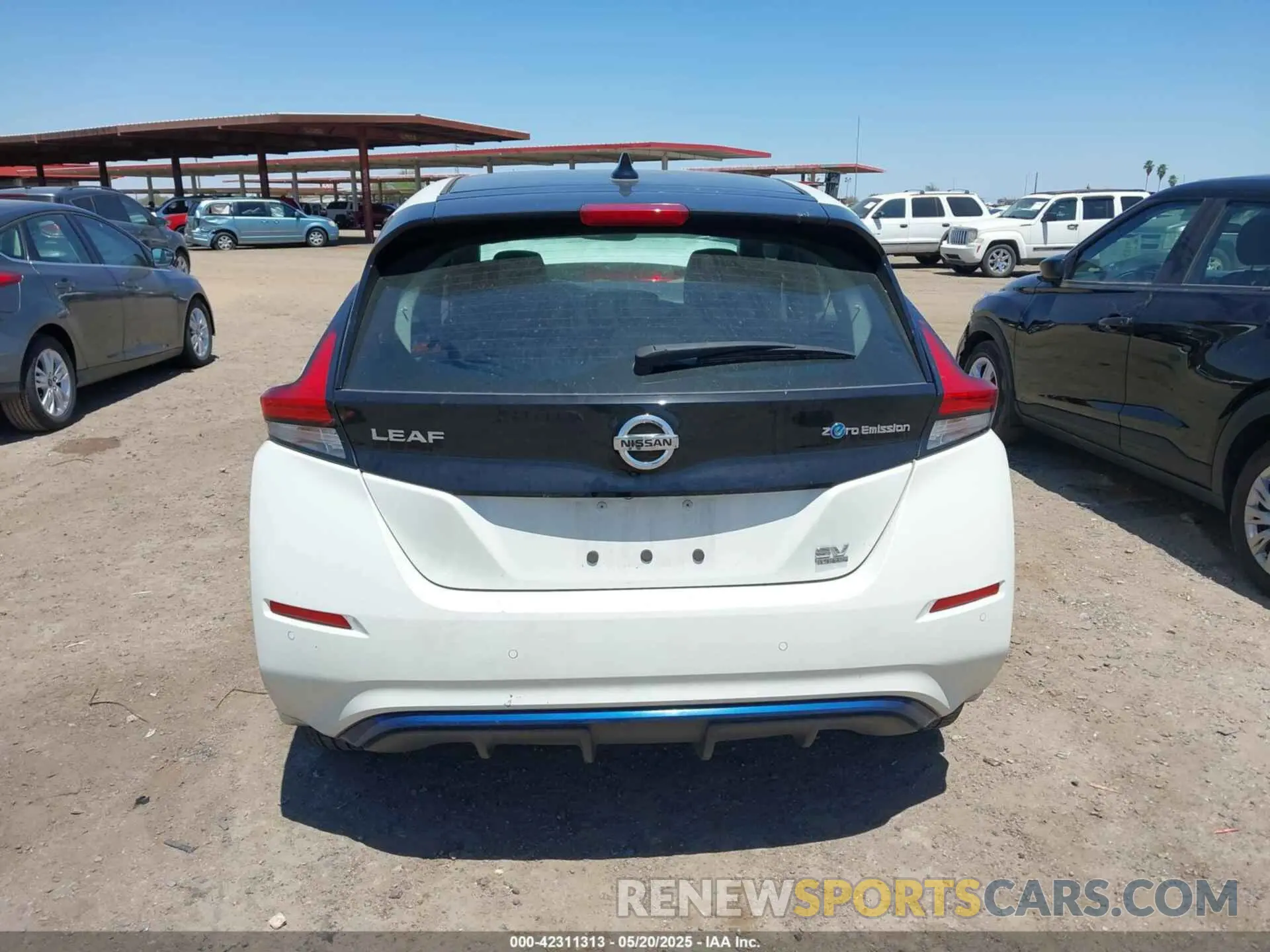 16 fotografías del automóvil dañado 1N4BZ1CV7MC551533 NISSAN LEAF 2021