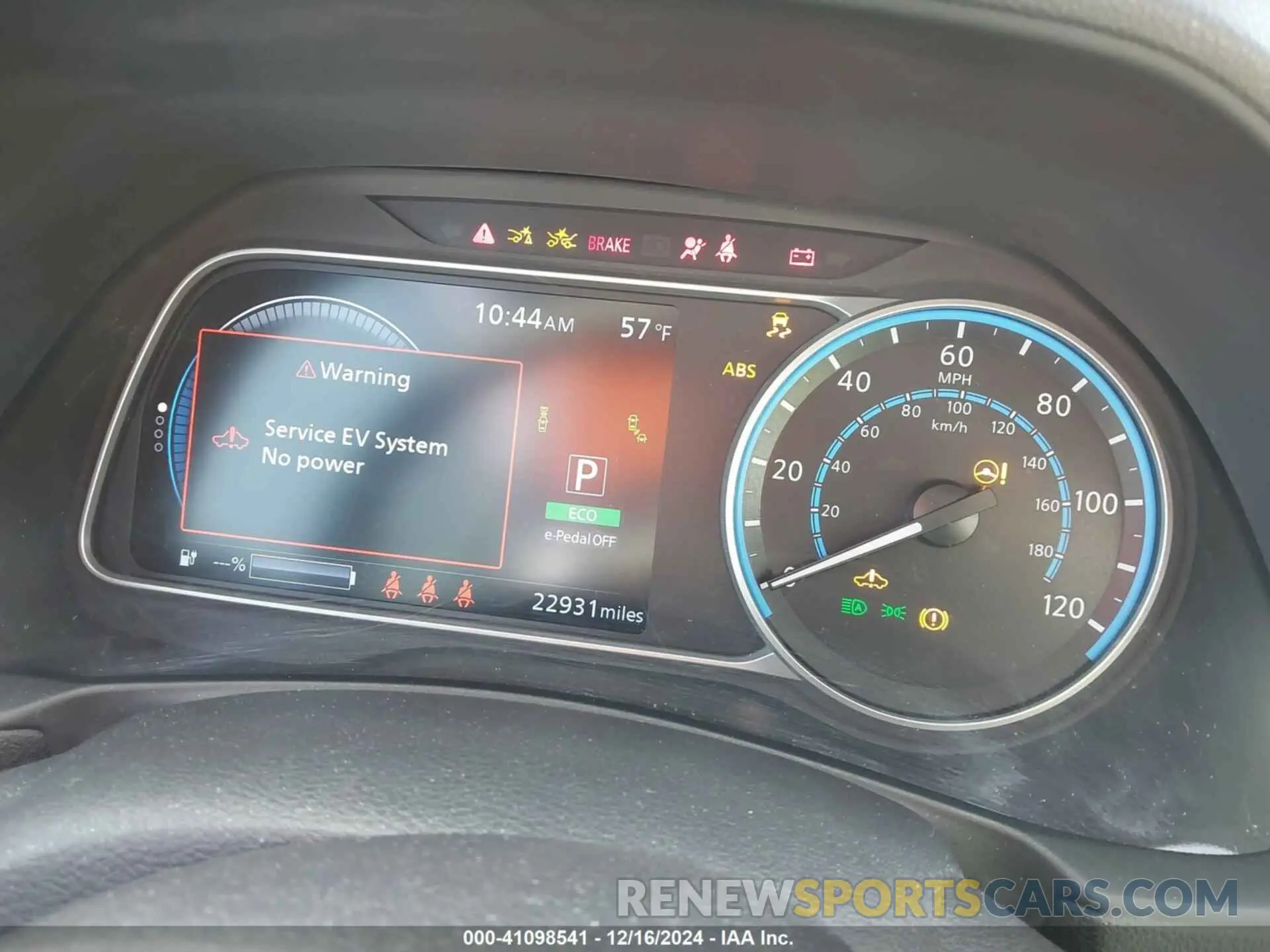 7 fotografías del automóvil dañado 1N4AZ1BV1NC562090 NISSAN LEAF 2022
