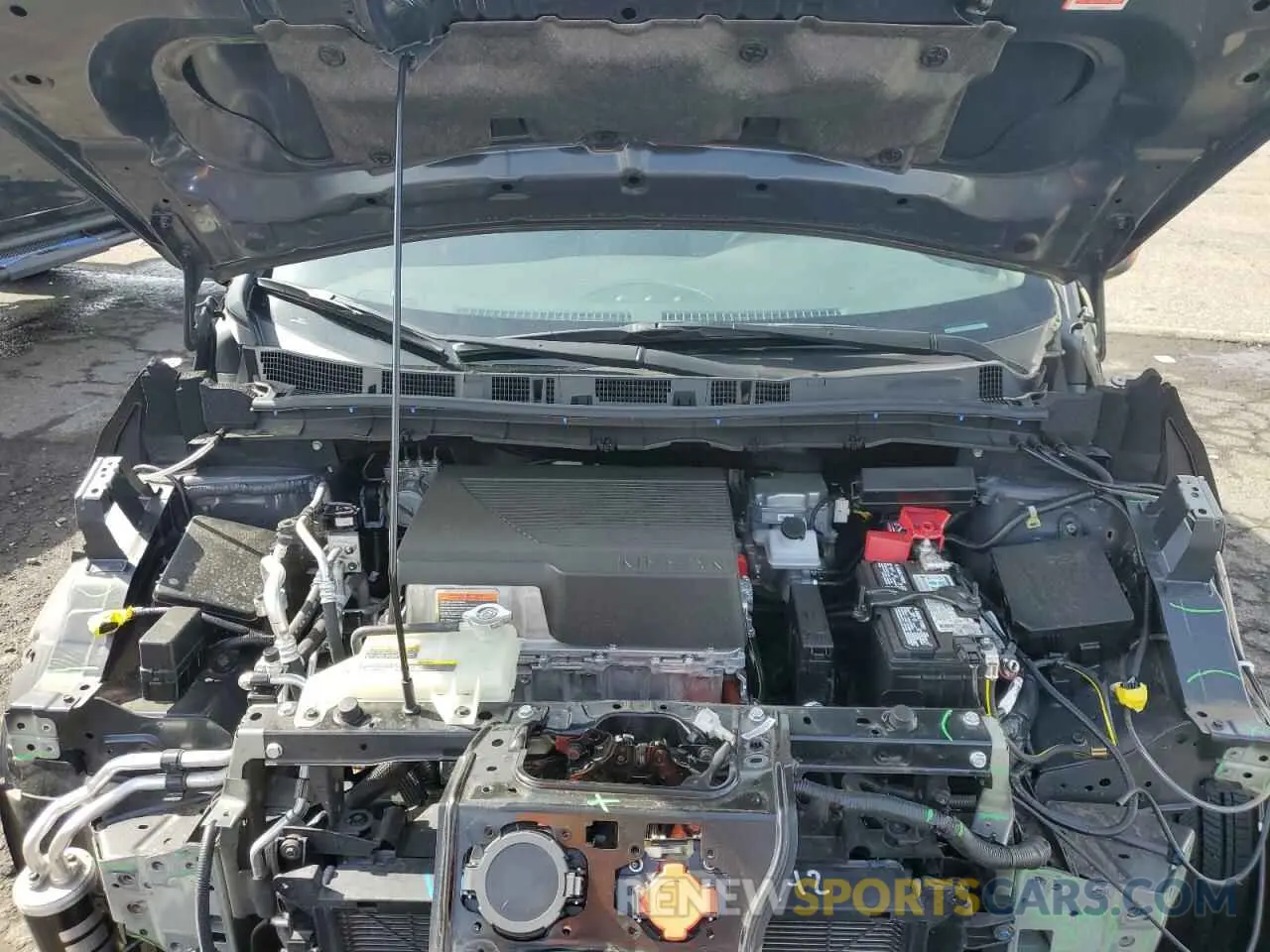 12 fotografías del automóvil dañado 1N4AZ1CV1NC555235 NISSAN LEAF 2022