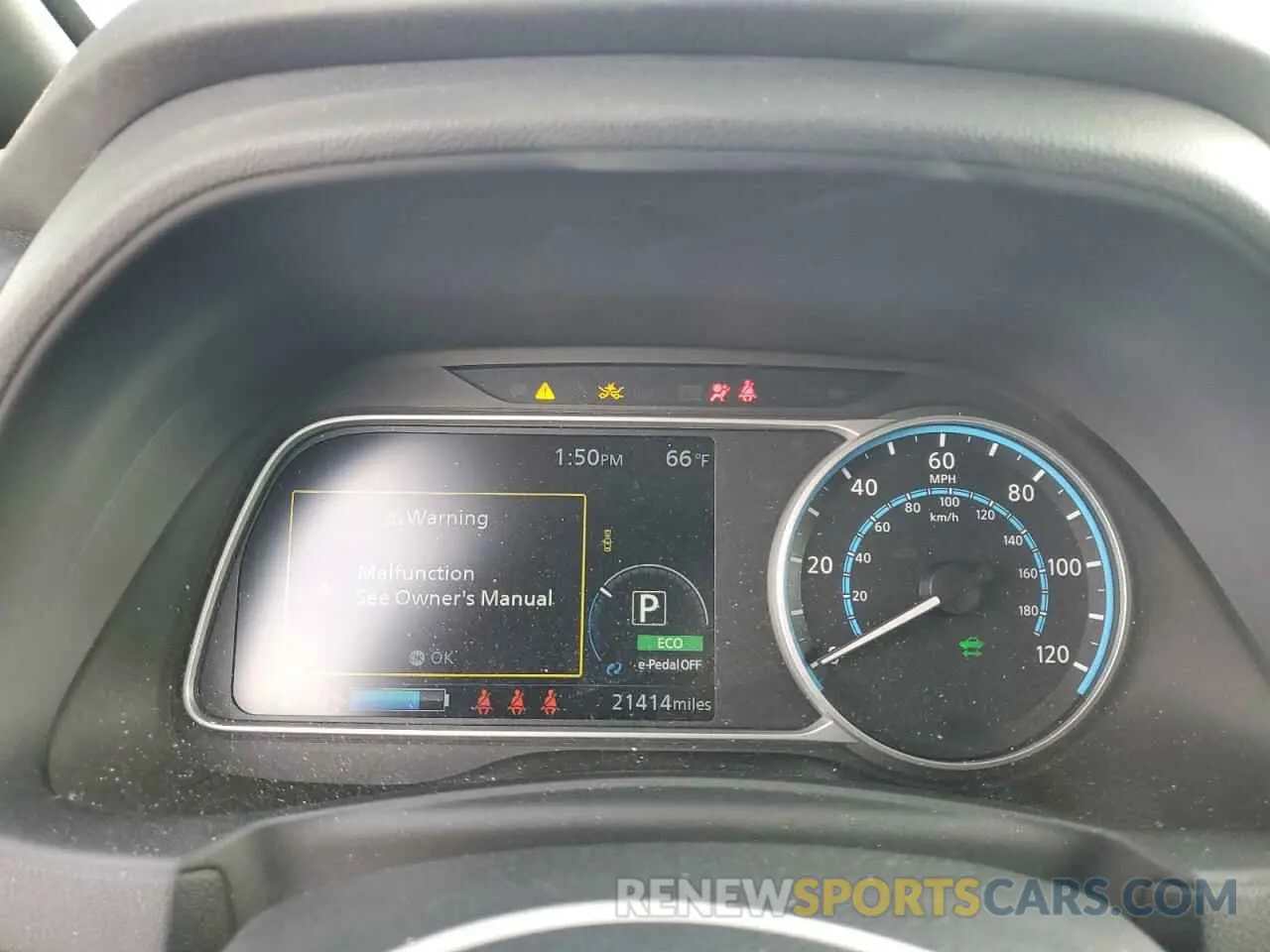 9 fotografías del automóvil dañado 1N4AZ1CV1NC555235 NISSAN LEAF 2022
