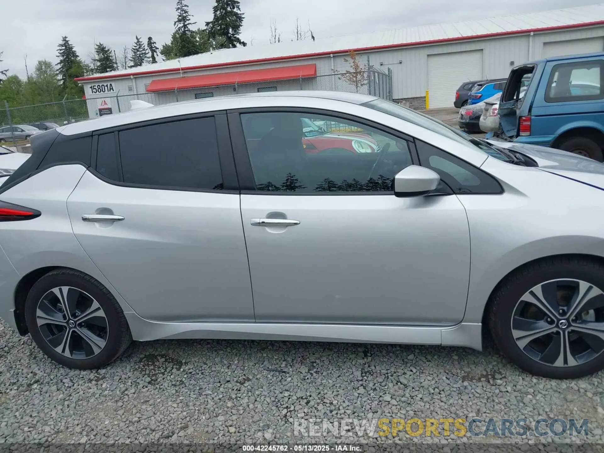 14 fotografías del automóvil dañado 1N4AZ1CV5NC551964 NISSAN LEAF 2022