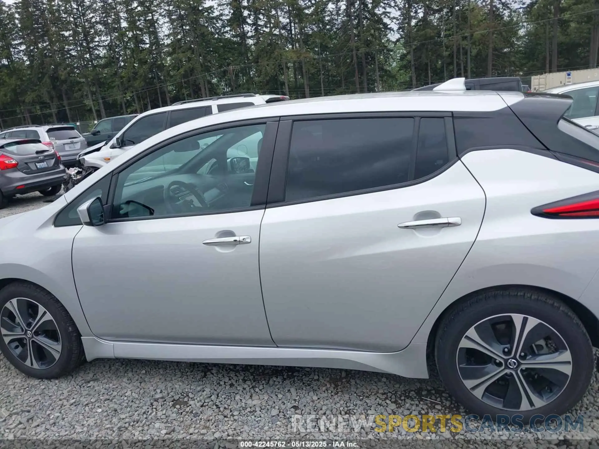15 fotografías del automóvil dañado 1N4AZ1CV5NC551964 NISSAN LEAF 2022