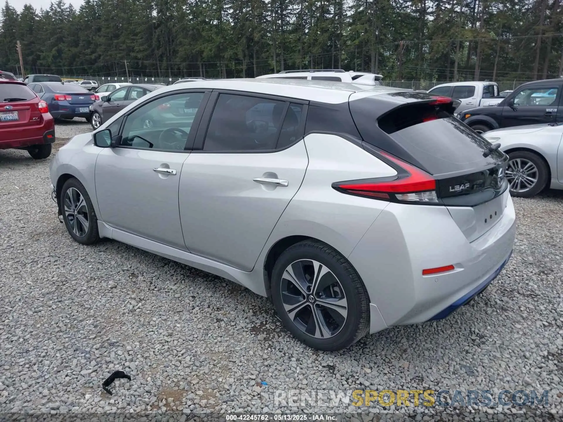 3 fotografías del automóvil dañado 1N4AZ1CV5NC551964 NISSAN LEAF 2022