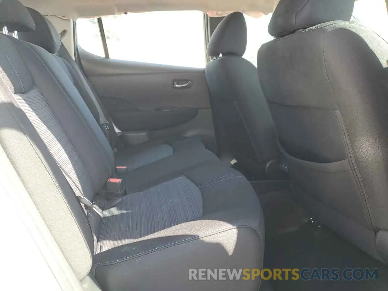 10 fotografías del automóvil dañado 1N4BZ1BV0NC560707 NISSAN LEAF 2022