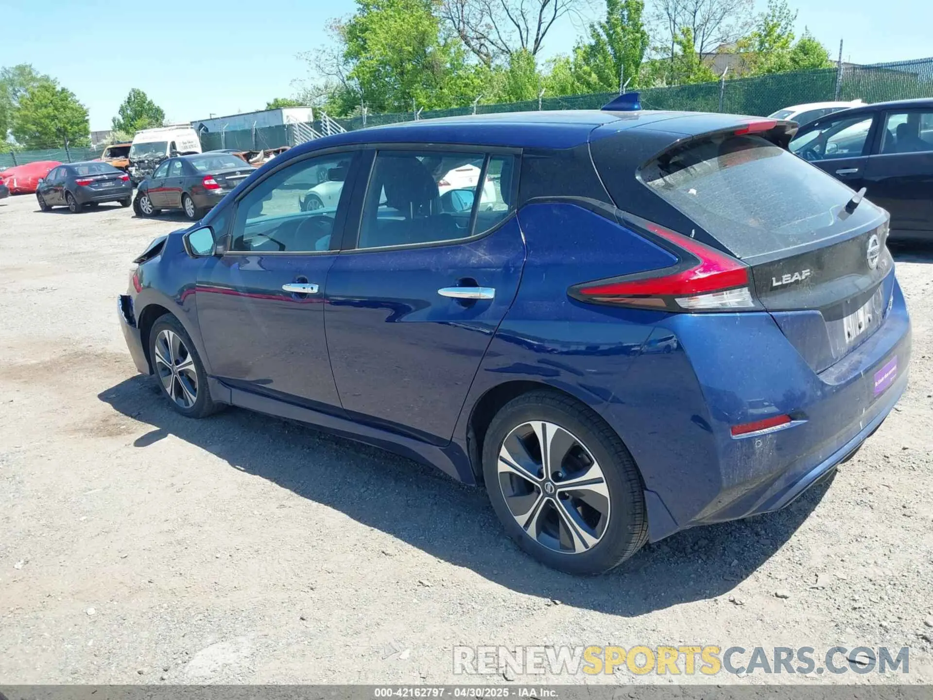 3 fotografías del automóvil dañado 1N4BZ1CV1NC553571 NISSAN LEAF 2022