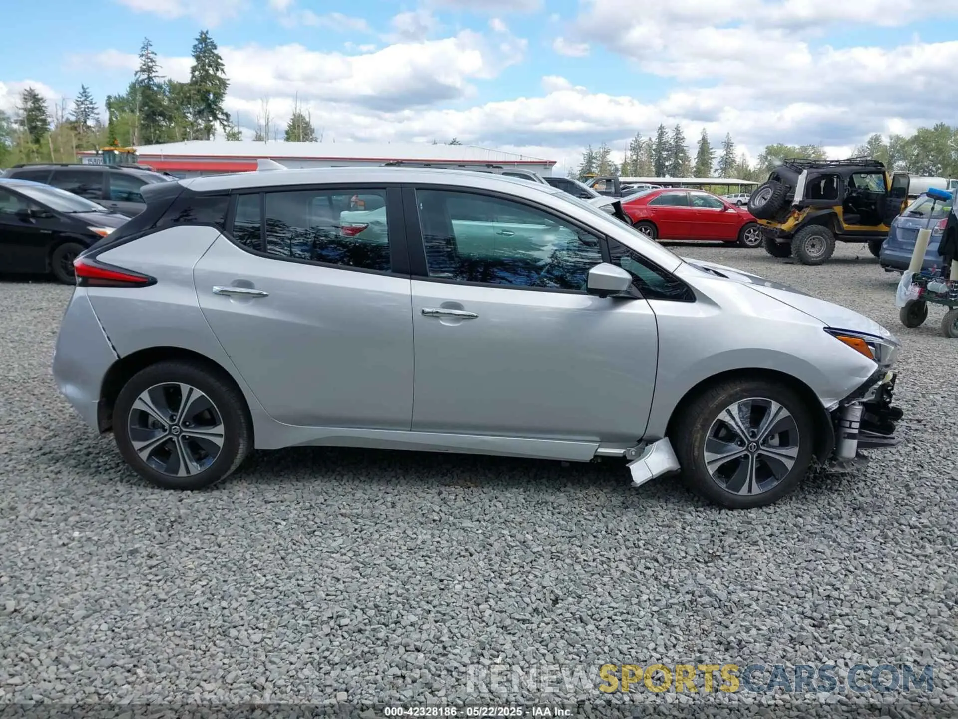 14 fotografías del automóvil dañado 1N4BZ1CV4NC550485 NISSAN LEAF 2022