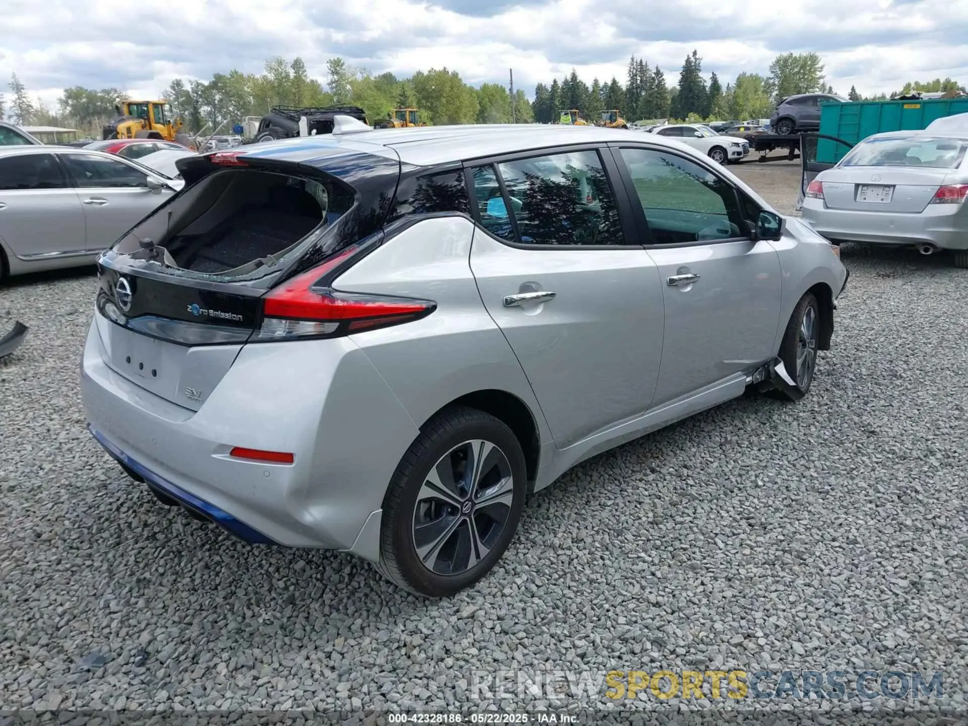 4 fotografías del automóvil dañado 1N4BZ1CV4NC550485 NISSAN LEAF 2022