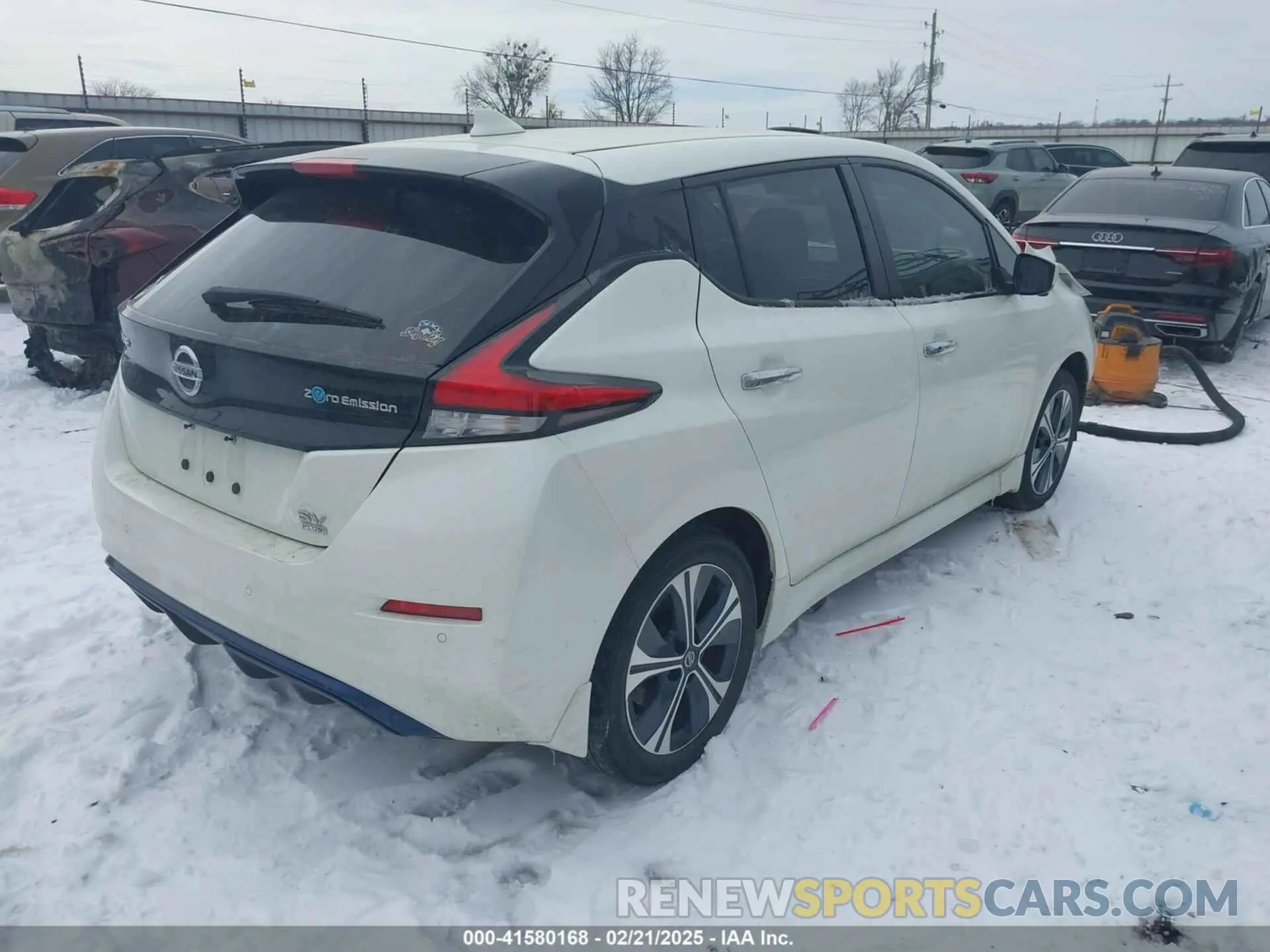 4 fotografías del automóvil dañado 1N4BZ1CV9NC557996 NISSAN LEAF 2022