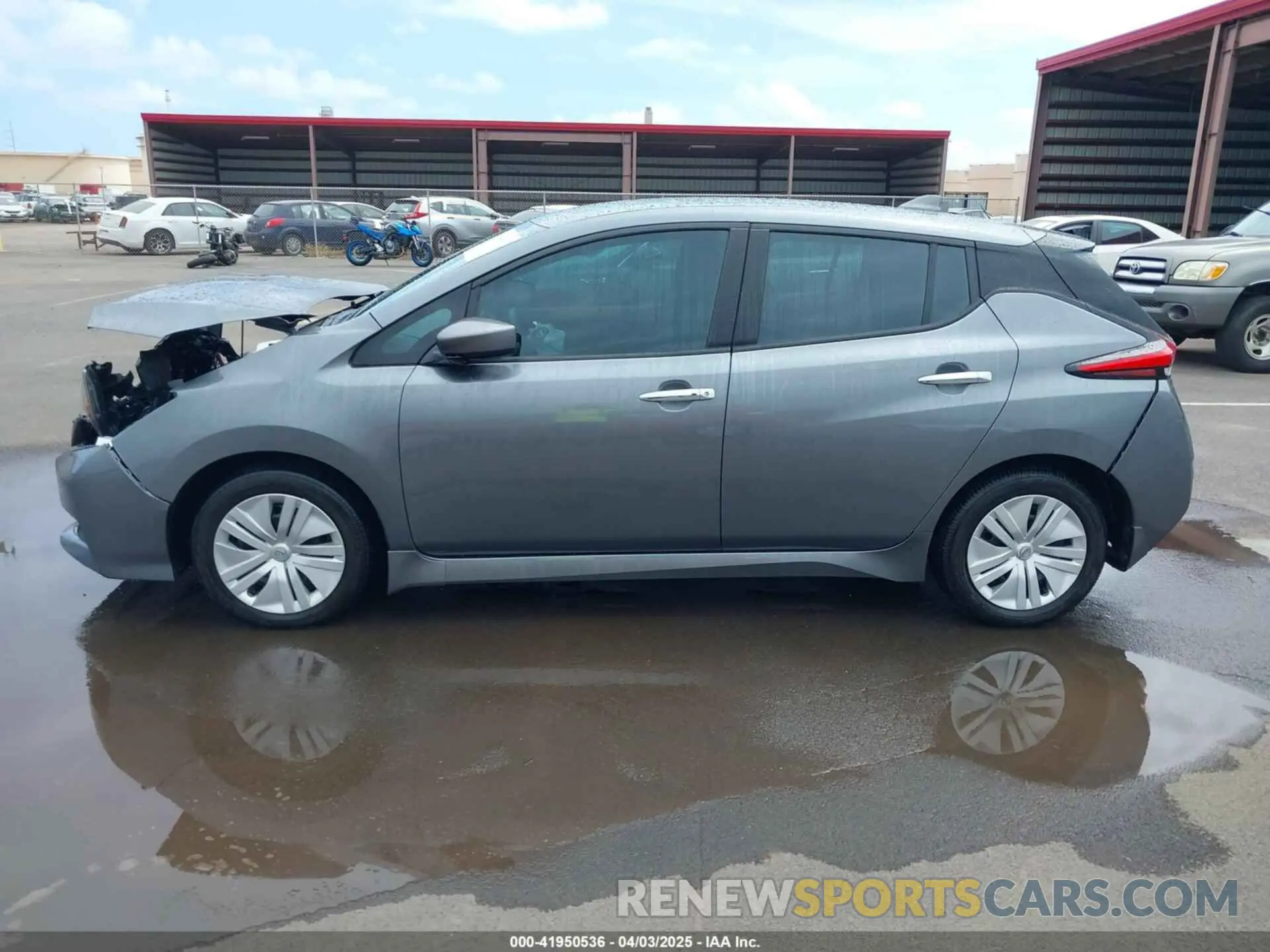 13 fotografías del automóvil dañado 1N4AZ1BV1PC562206 NISSAN LEAF 2023