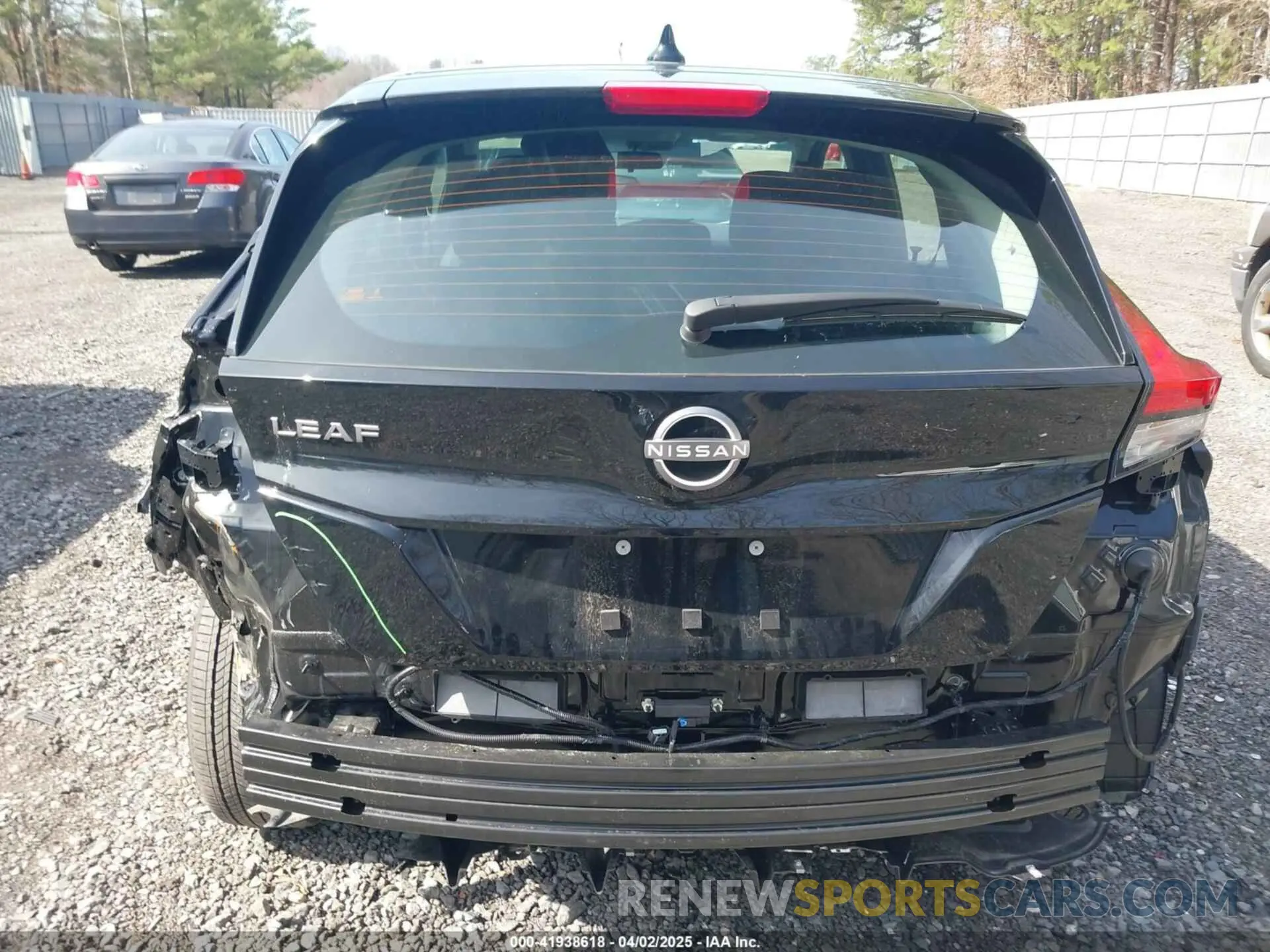 16 fotografías del automóvil dañado 1N4AZ1BV6PC560452 NISSAN LEAF 2023