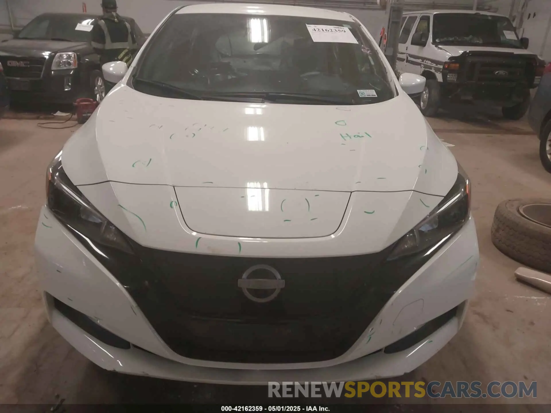 12 fotografías del automóvil dañado 1N4AZ1BV8PC559724 NISSAN LEAF 2023