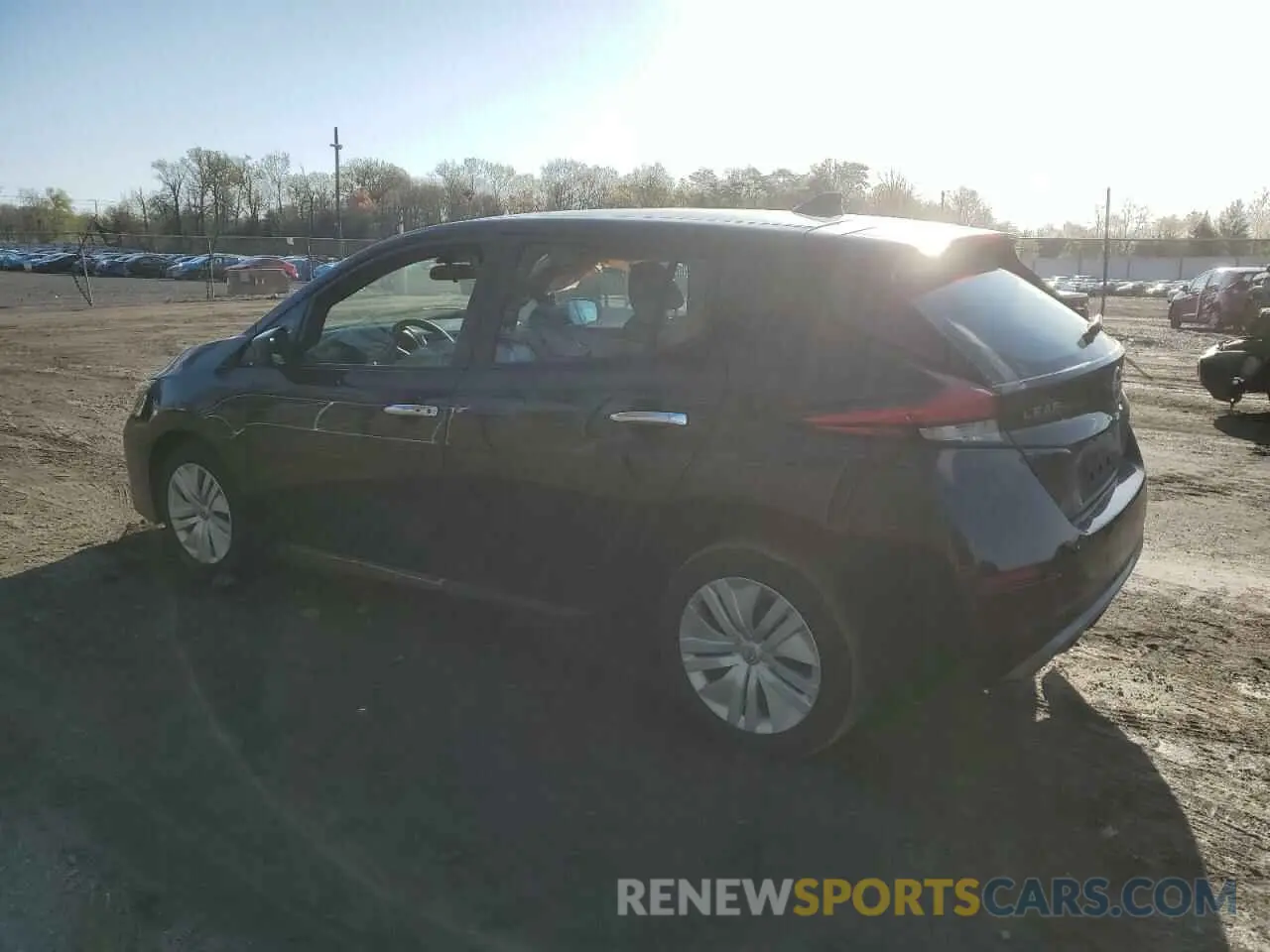 2 fotografías del automóvil dañado 1N4AZ1BV8PC561621 NISSAN LEAF 2023