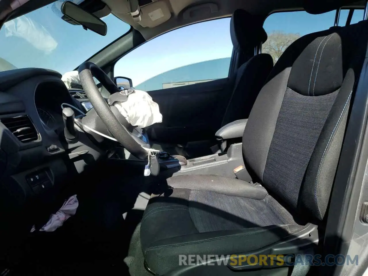 7 fotografías del automóvil dañado 1N4AZ1BVXPC554976 NISSAN LEAF 2023