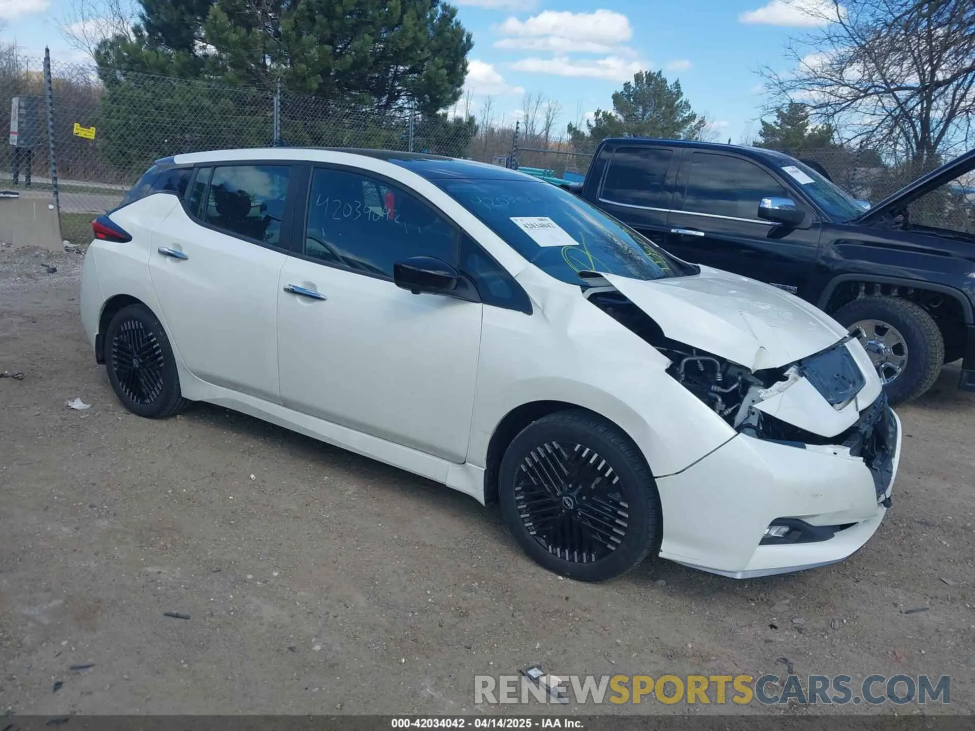 1 fotografías del automóvil dañado 1N4CZ1CV4PC557184 NISSAN LEAF 2023