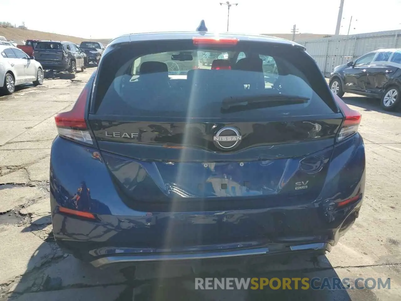 6 fotografías del automóvil dañado 1N4CZ1CV7PC561374 NISSAN LEAF 2023
