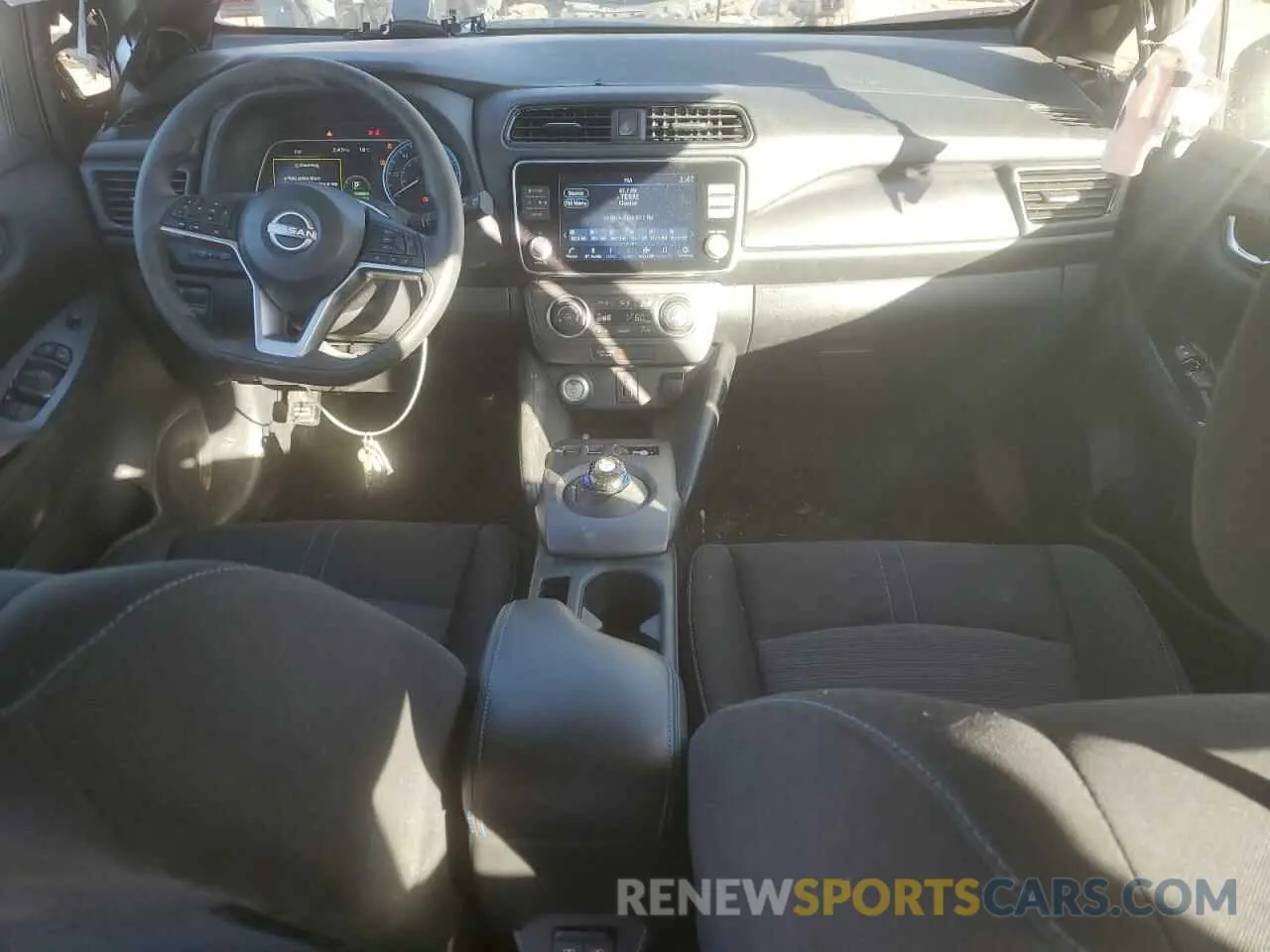 8 fotografías del automóvil dañado 1N4AZ1BV2RC554571 NISSAN LEAF 2024