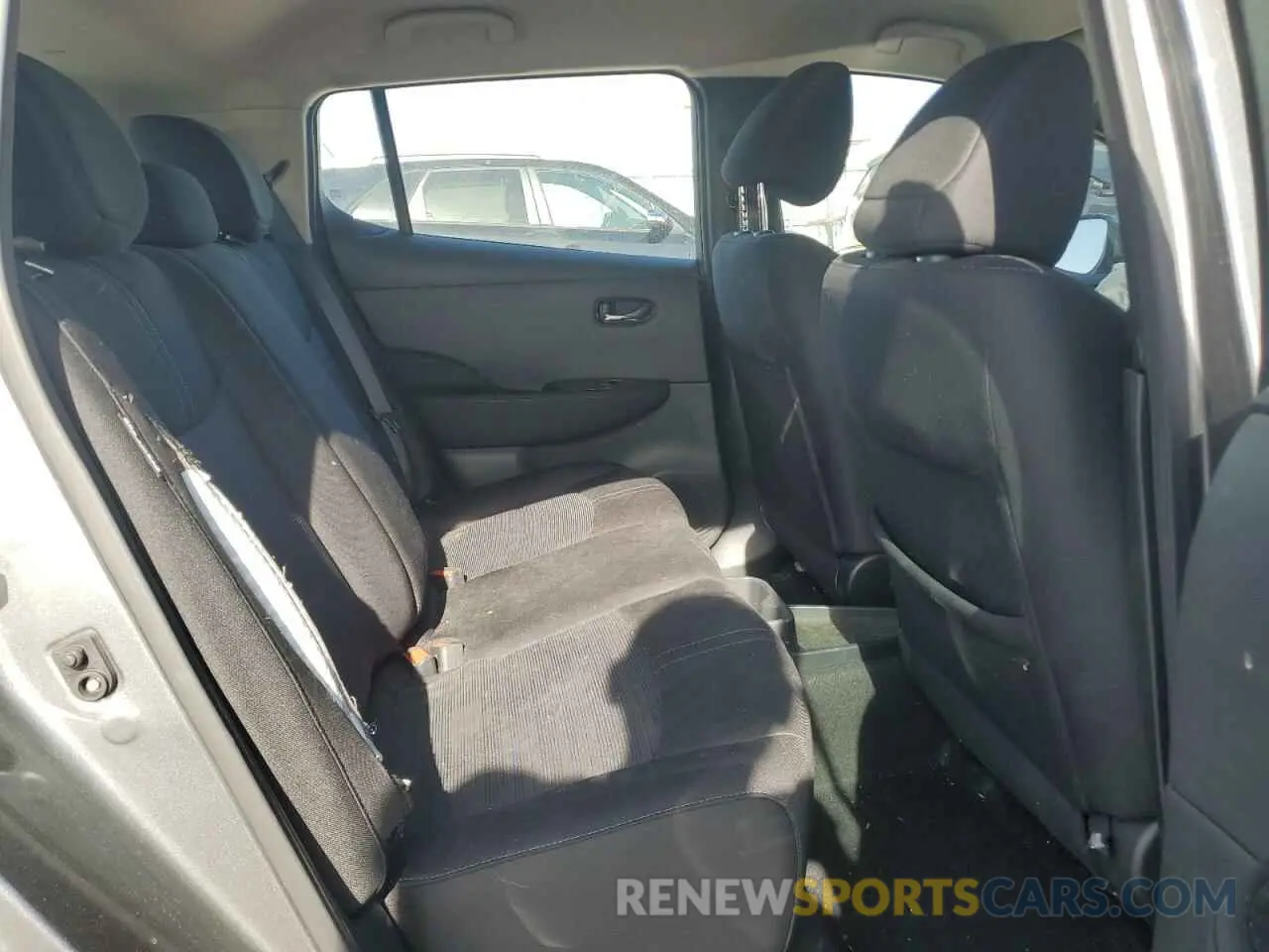 10 fotografías del automóvil dañado 1N4AZ1BV3RC555163 NISSAN LEAF 2024