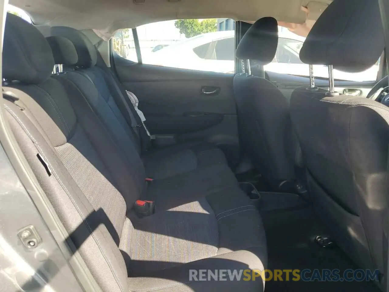 10 fotografías del automóvil dañado 1N4AZ1BV6RC556582 NISSAN LEAF 2024