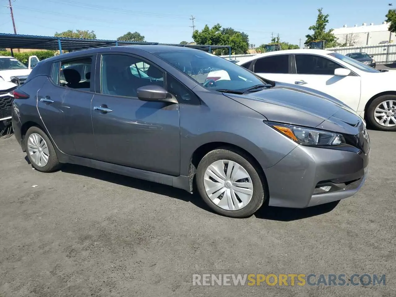 4 fotografías del automóvil dañado 1N4AZ1BV6RC556582 NISSAN LEAF 2024
