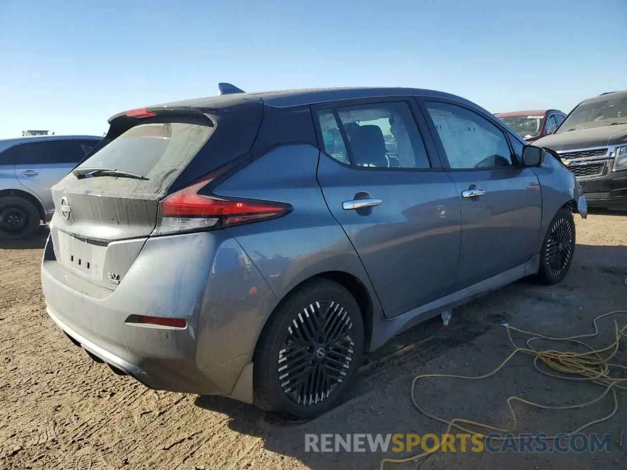 3 fotografías del automóvil dañado 1N4CZ1CV1RC553595 NISSAN LEAF 2024