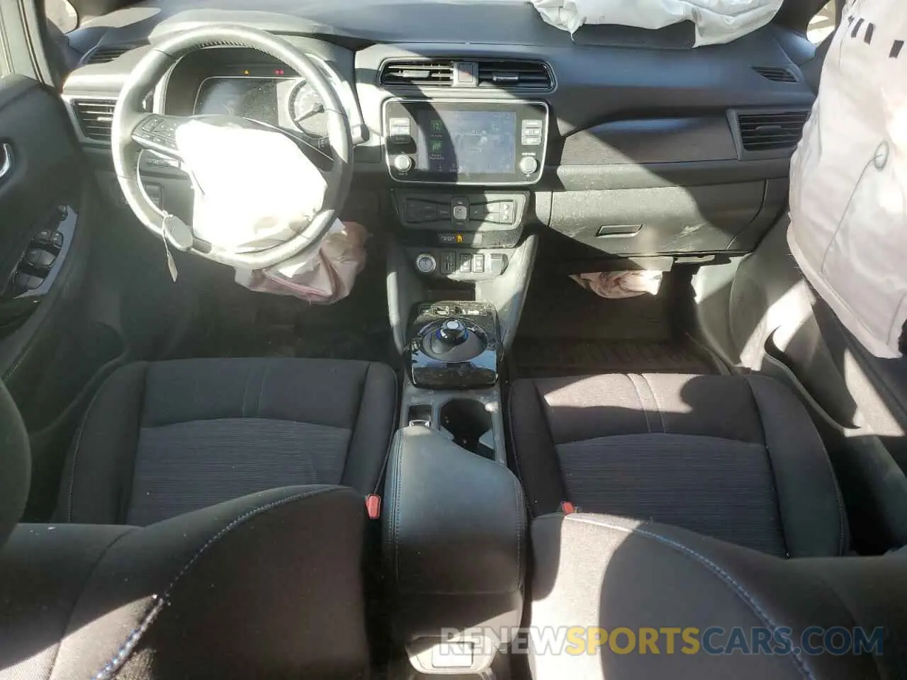 8 fotografías del automóvil dañado 1N4CZ1CV1RC553595 NISSAN LEAF 2024