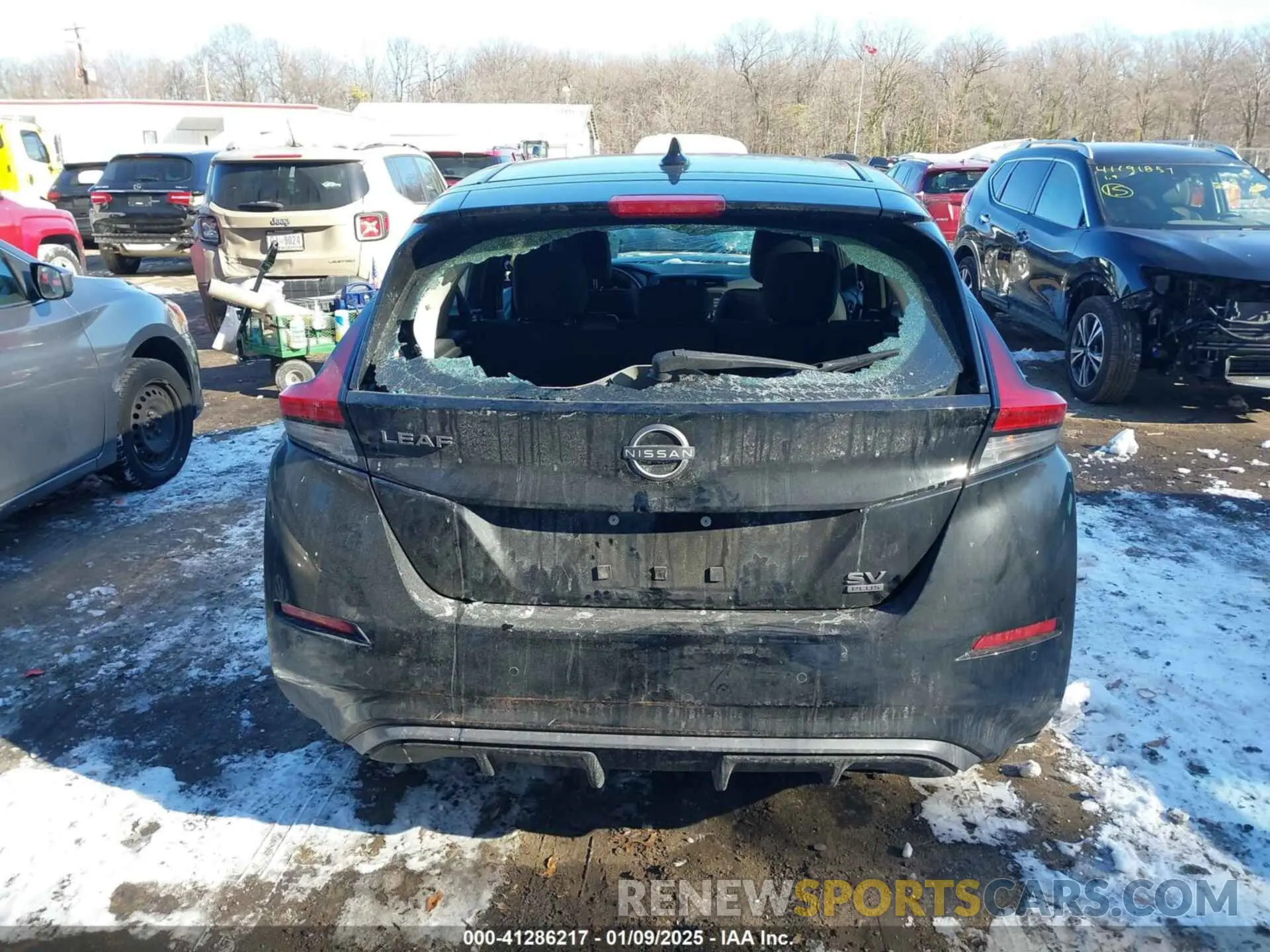 16 fotografías del automóvil dañado 1N4CZ1CV1RC553743 NISSAN LEAF 2024