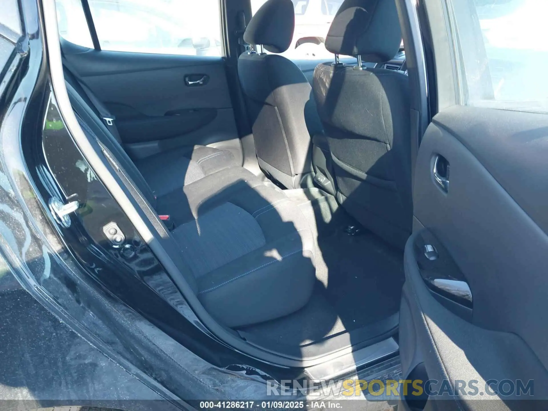 8 fotografías del automóvil dañado 1N4CZ1CV1RC553743 NISSAN LEAF 2024