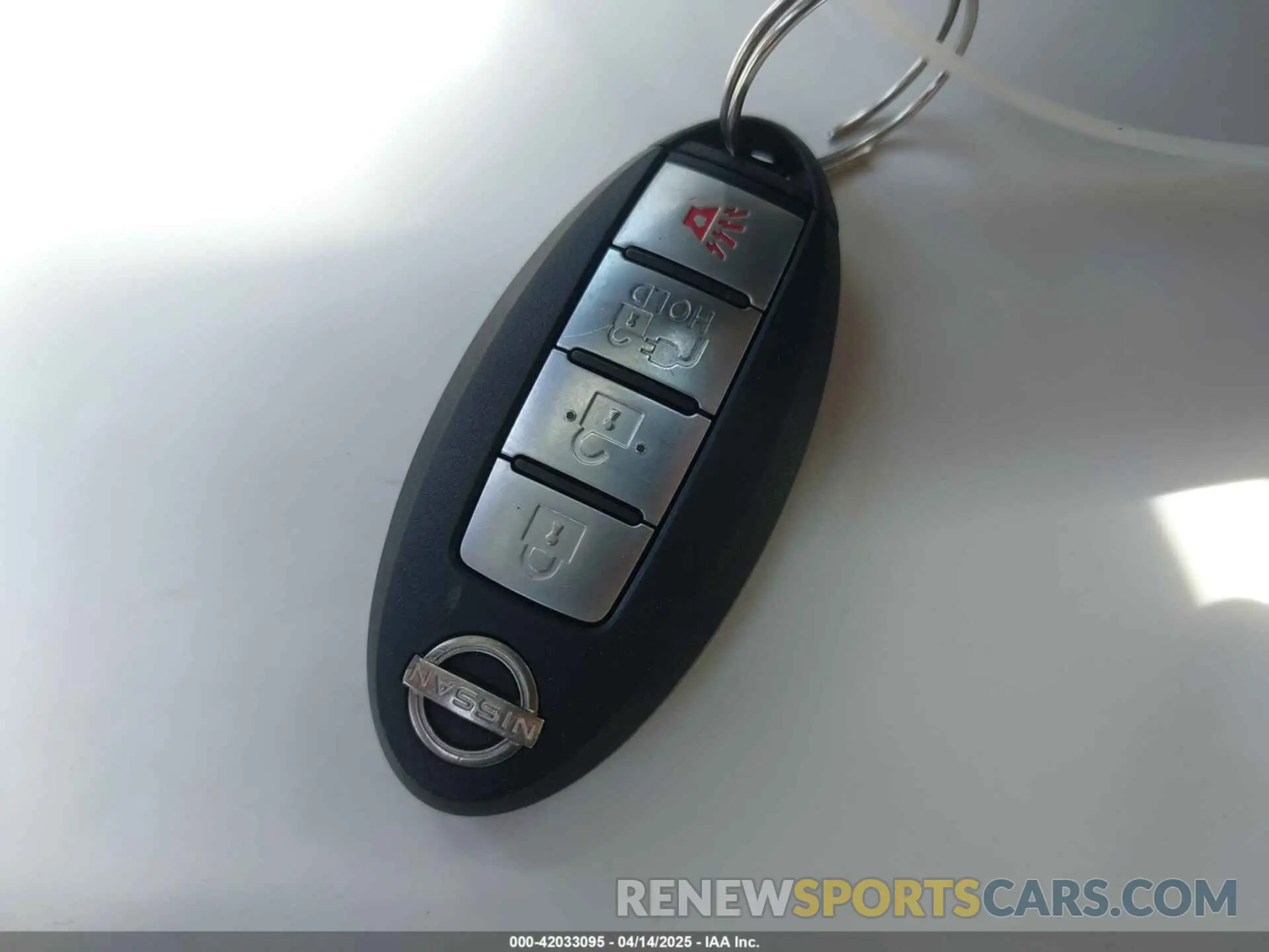 11 fotografías del automóvil dañado 1N4CZ1CV4RC551792 NISSAN LEAF 2024